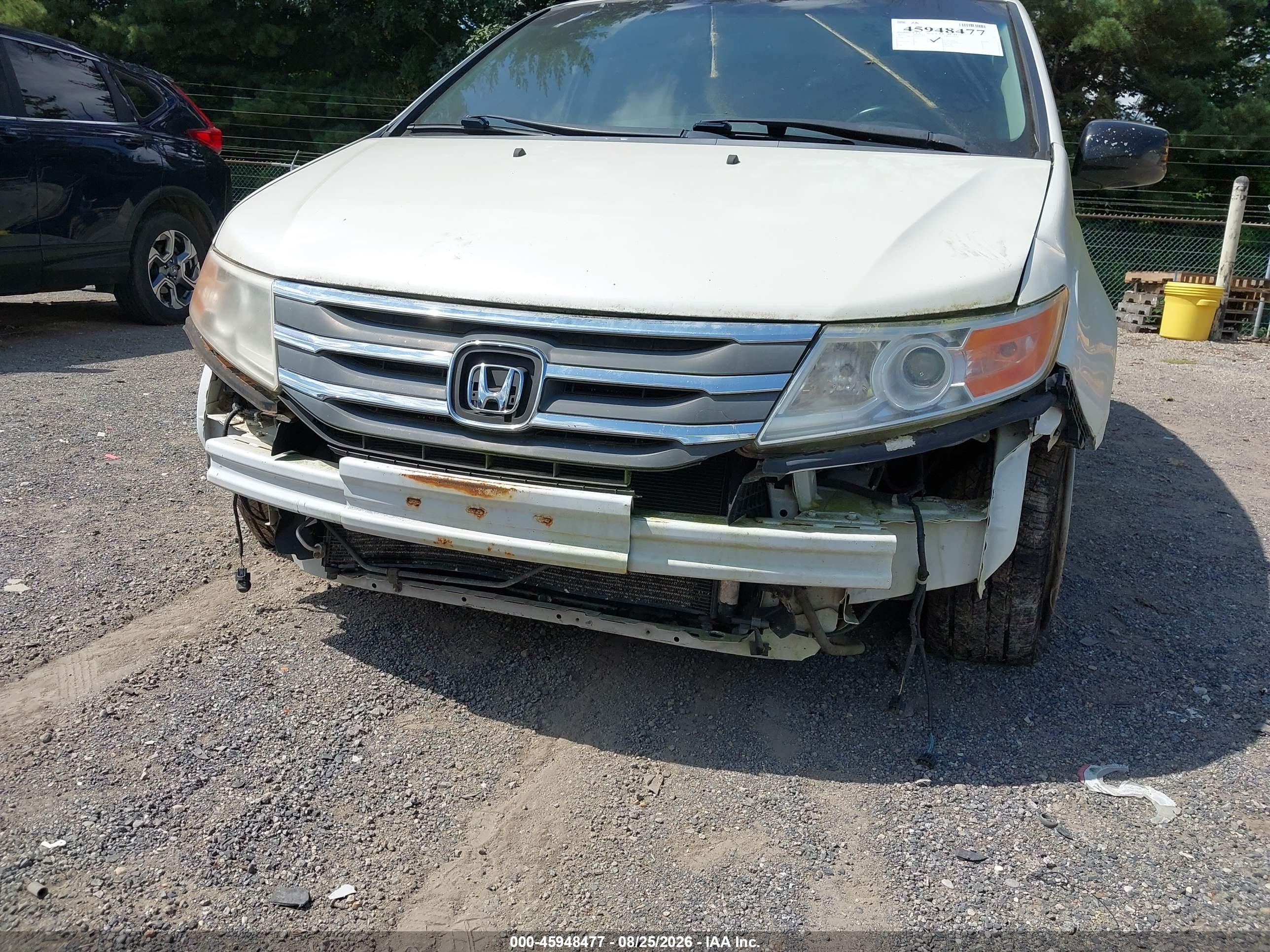 2012 Honda Odyssey Touring/touring Elite White vin: 5FNRL5H93CB118953