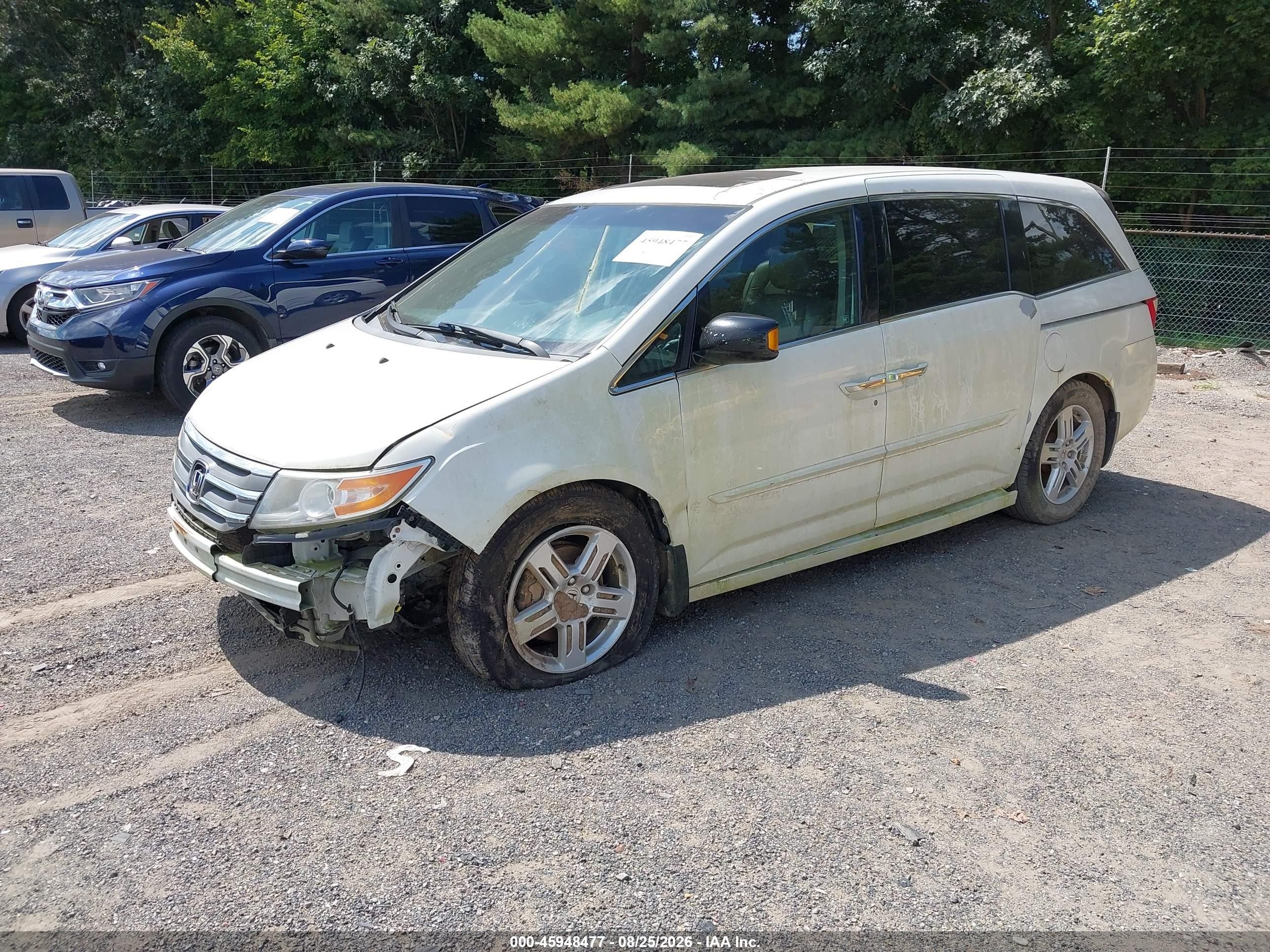 2012 Honda Odyssey Touring/touring Elite White vin: 5FNRL5H93CB118953