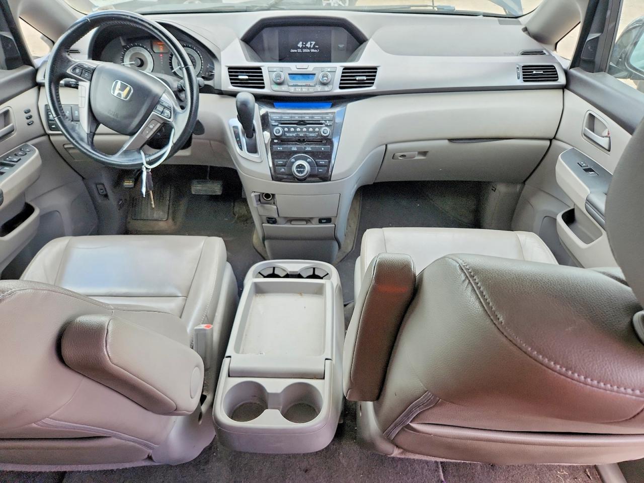 2012 Honda Odyssey Touring Black vin: 5FNRL5H93CB128494
