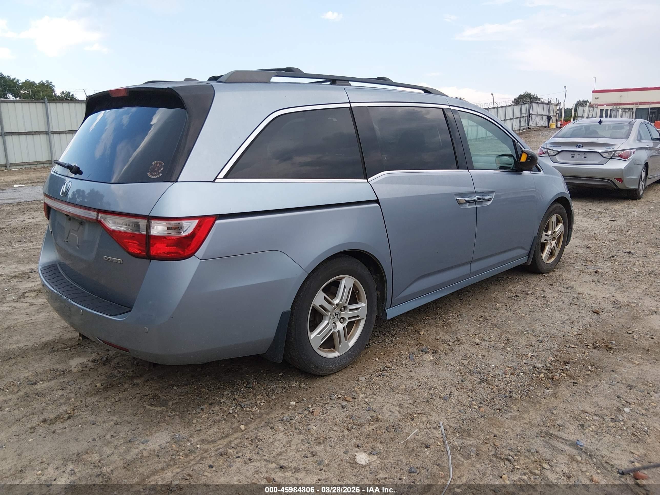 2013 Honda Odyssey Touring/touring Elite Blue vin: 5FNRL5H93DB026033