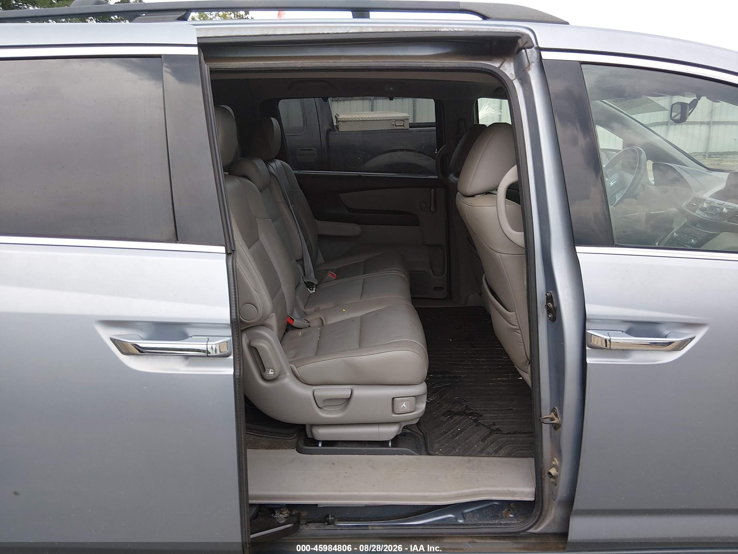 2013 Honda Odyssey Touring/touring Elite Blue vin: 5FNRL5H93DB026033