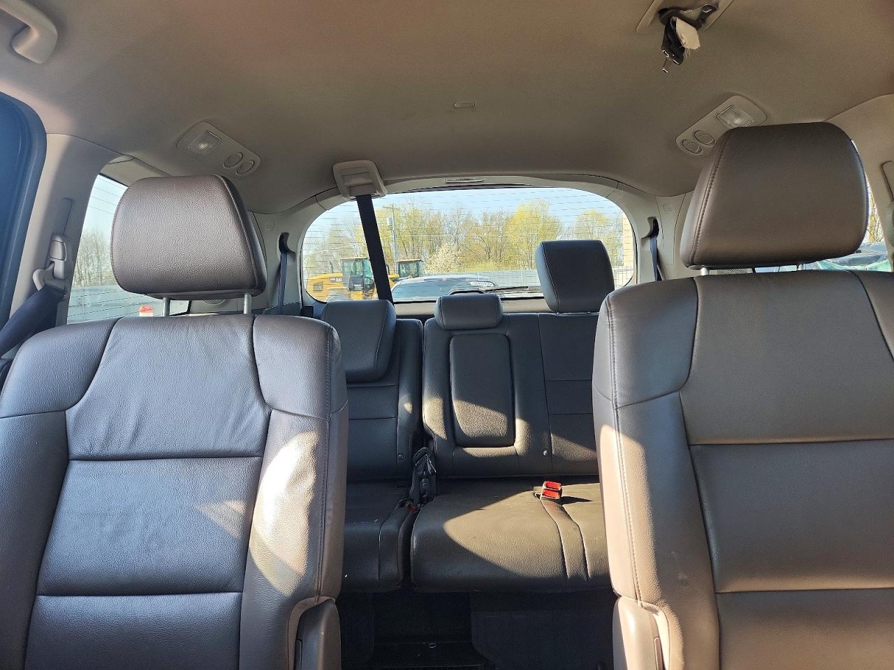 2013 Honda Odyssey Touring Gray vin: 5FNRL5H93DB079606