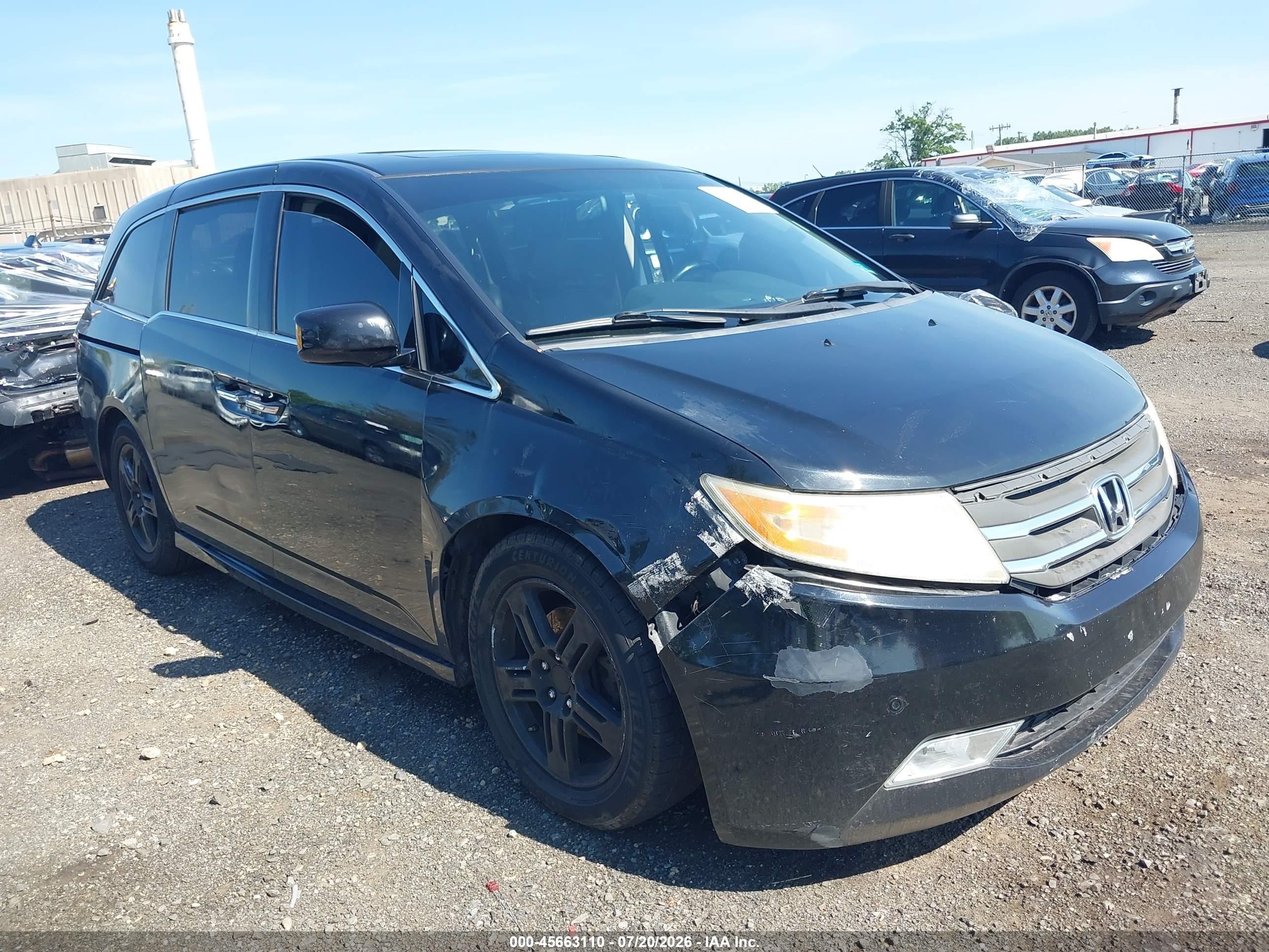 2013 Honda Odyssey Touring/touring Elite Black vin: 5FNRL5H93DB081632