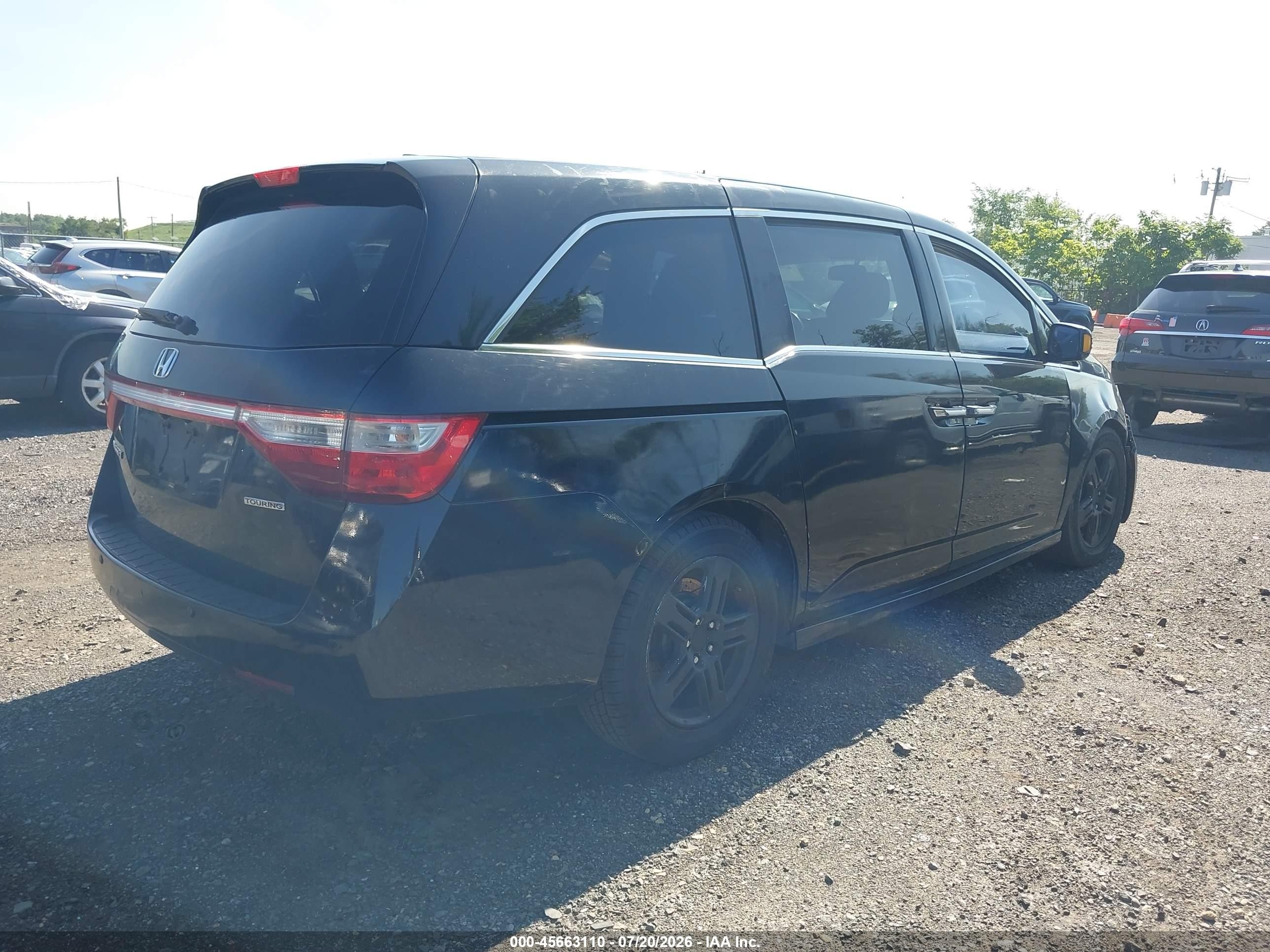 2013 Honda Odyssey Touring/touring Elite Black vin: 5FNRL5H93DB081632