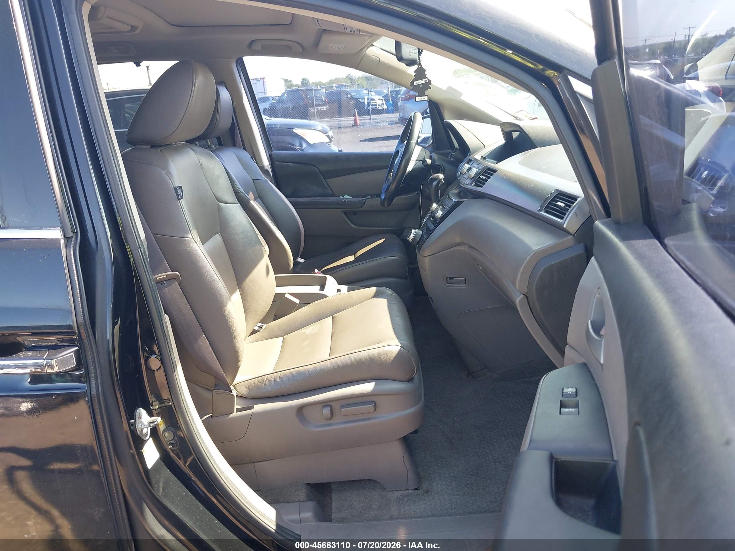 2013 Honda Odyssey Touring/touring Elite Black vin: 5FNRL5H93DB081632