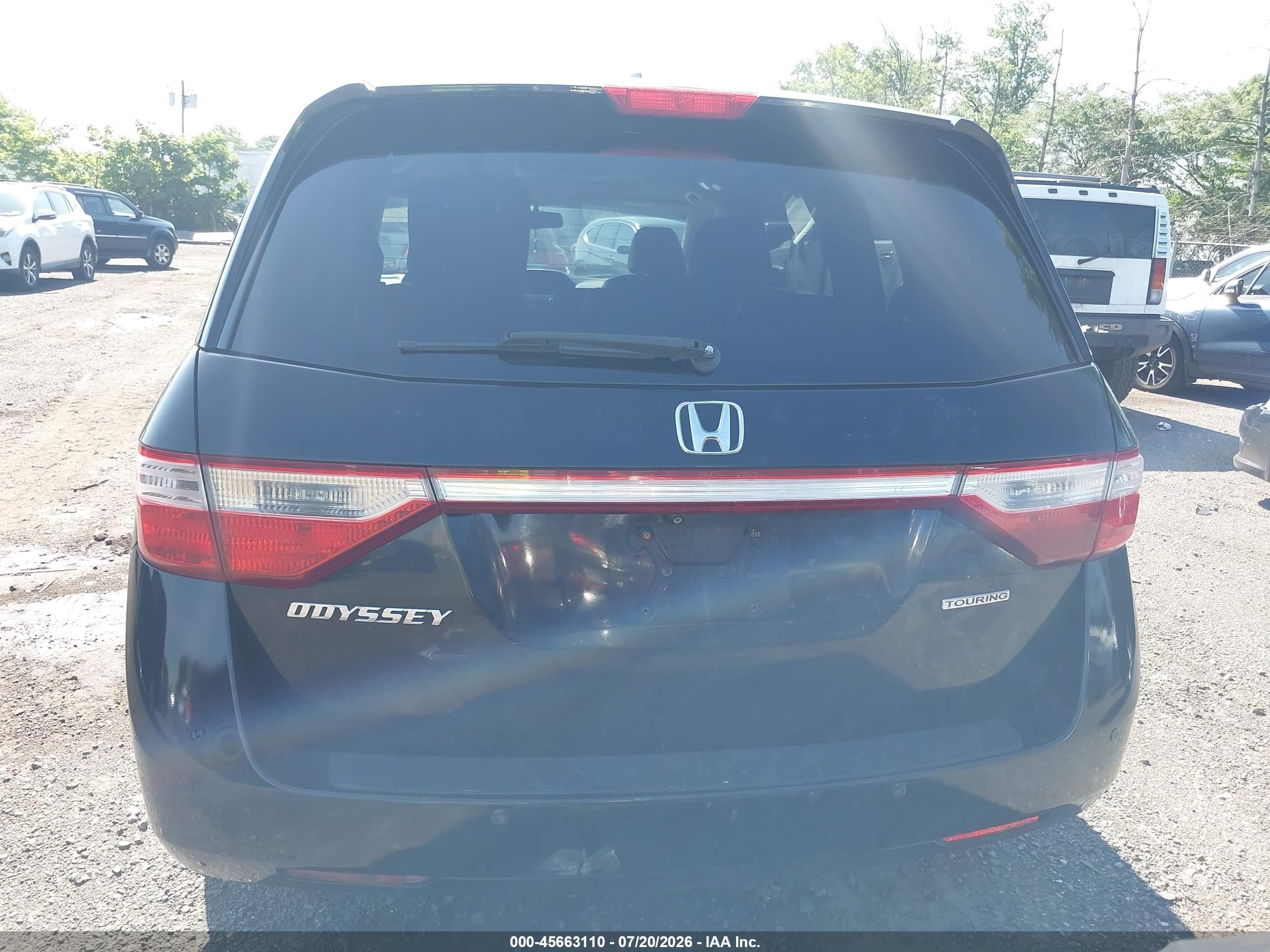 2013 Honda Odyssey Touring/touring Elite Black vin: 5FNRL5H93DB081632