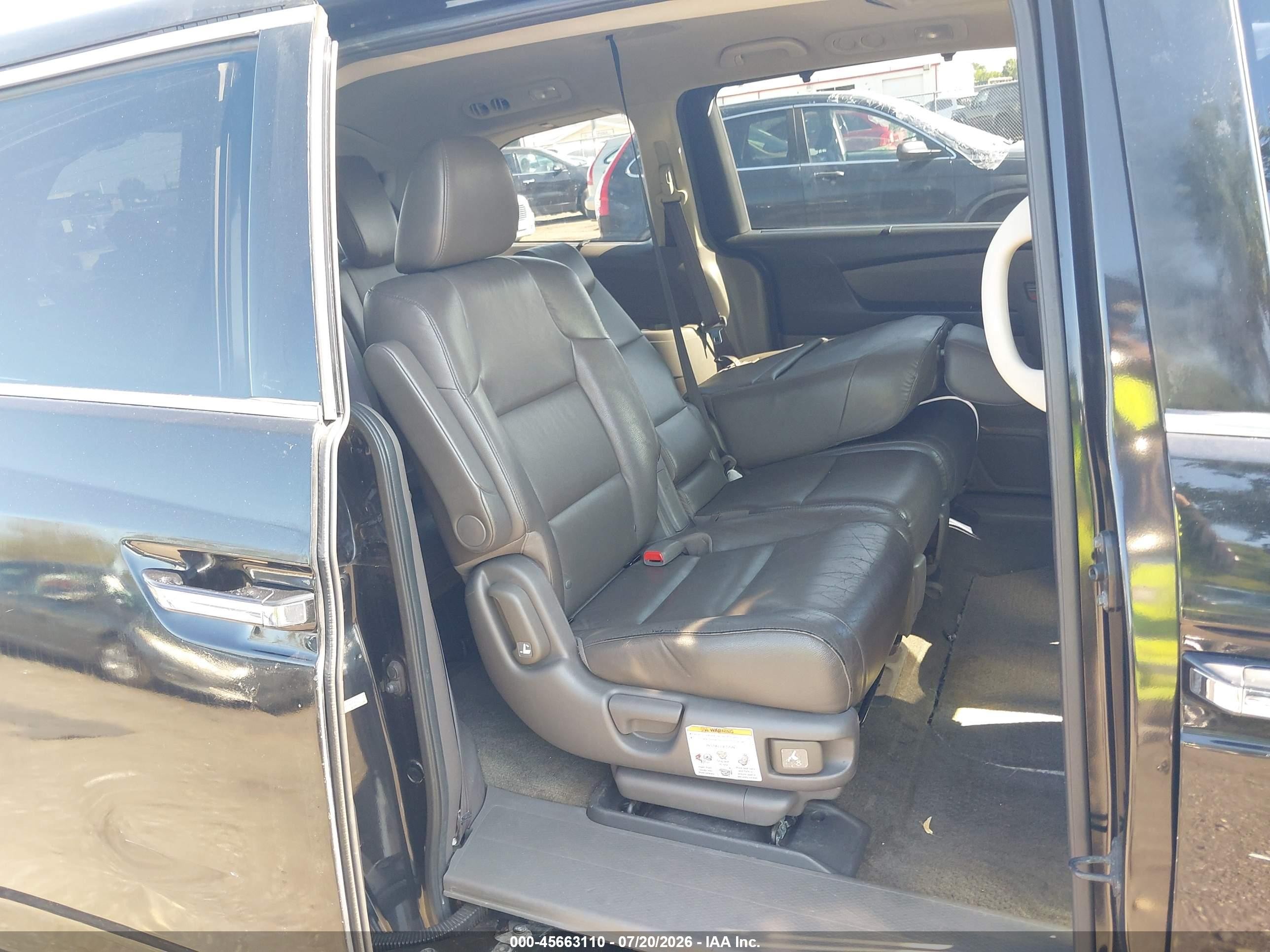 2013 Honda Odyssey Touring/touring Elite Black vin: 5FNRL5H93DB081632