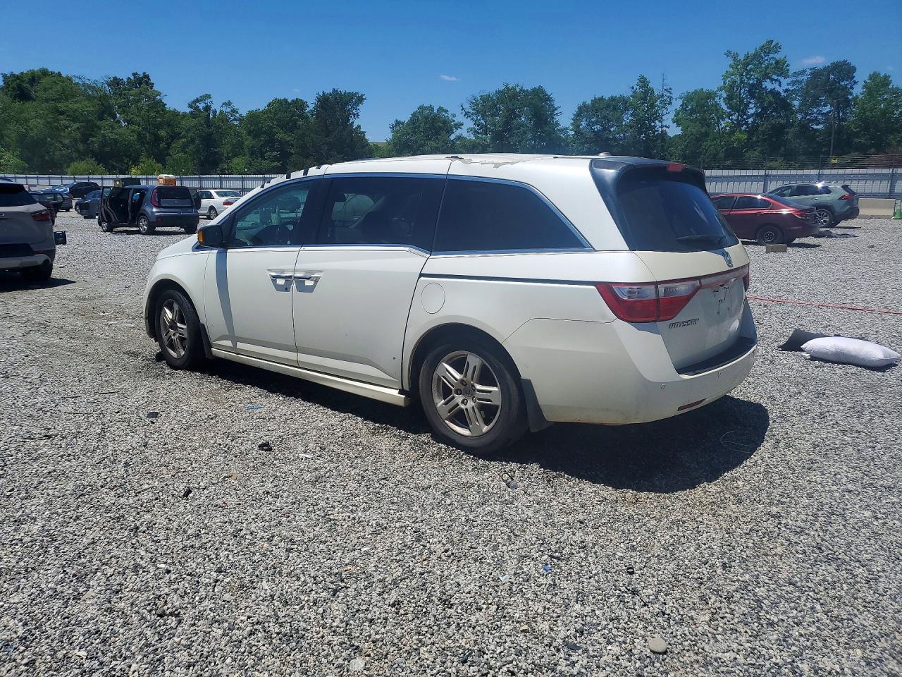 2013 Honda Odyssey Touring/touring Elite White vin: 5FNRL5H93DB088189