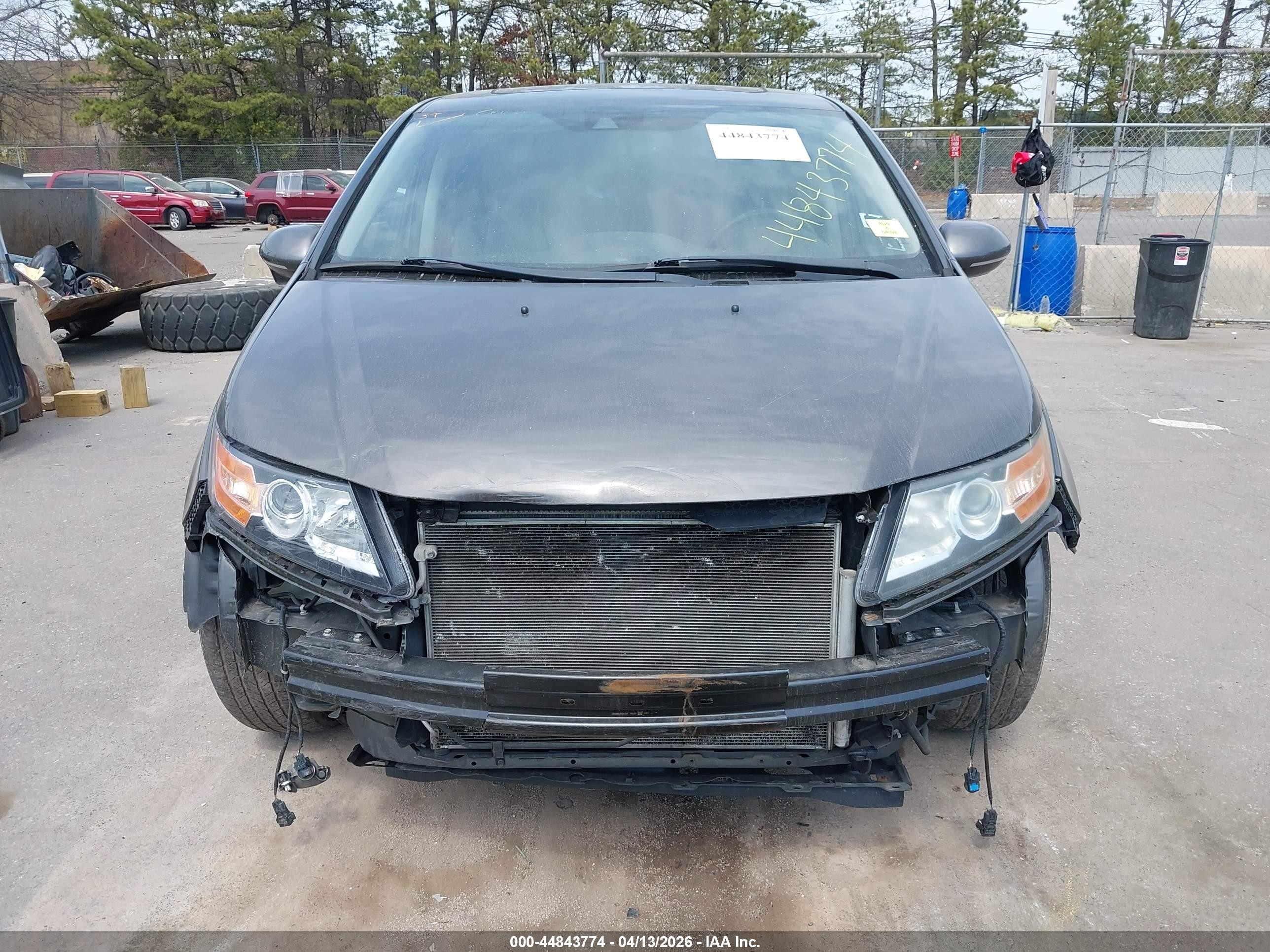 2014 Honda Odyssey Touring/touring Elite Gray vin: 5FNRL5H93EB010724