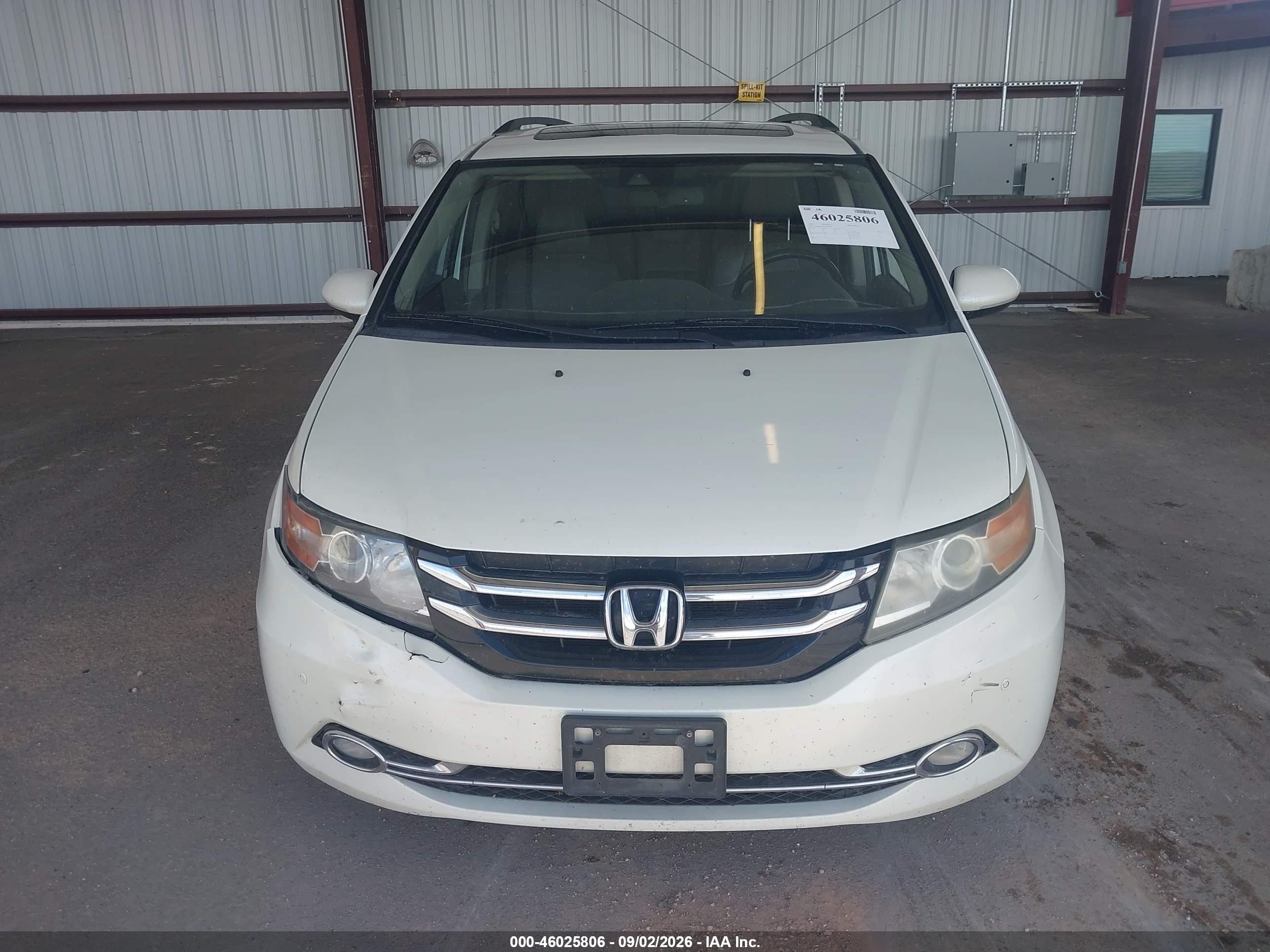 2014 Honda Odyssey Touring/touring Elite White vin: 5FNRL5H93EB026261