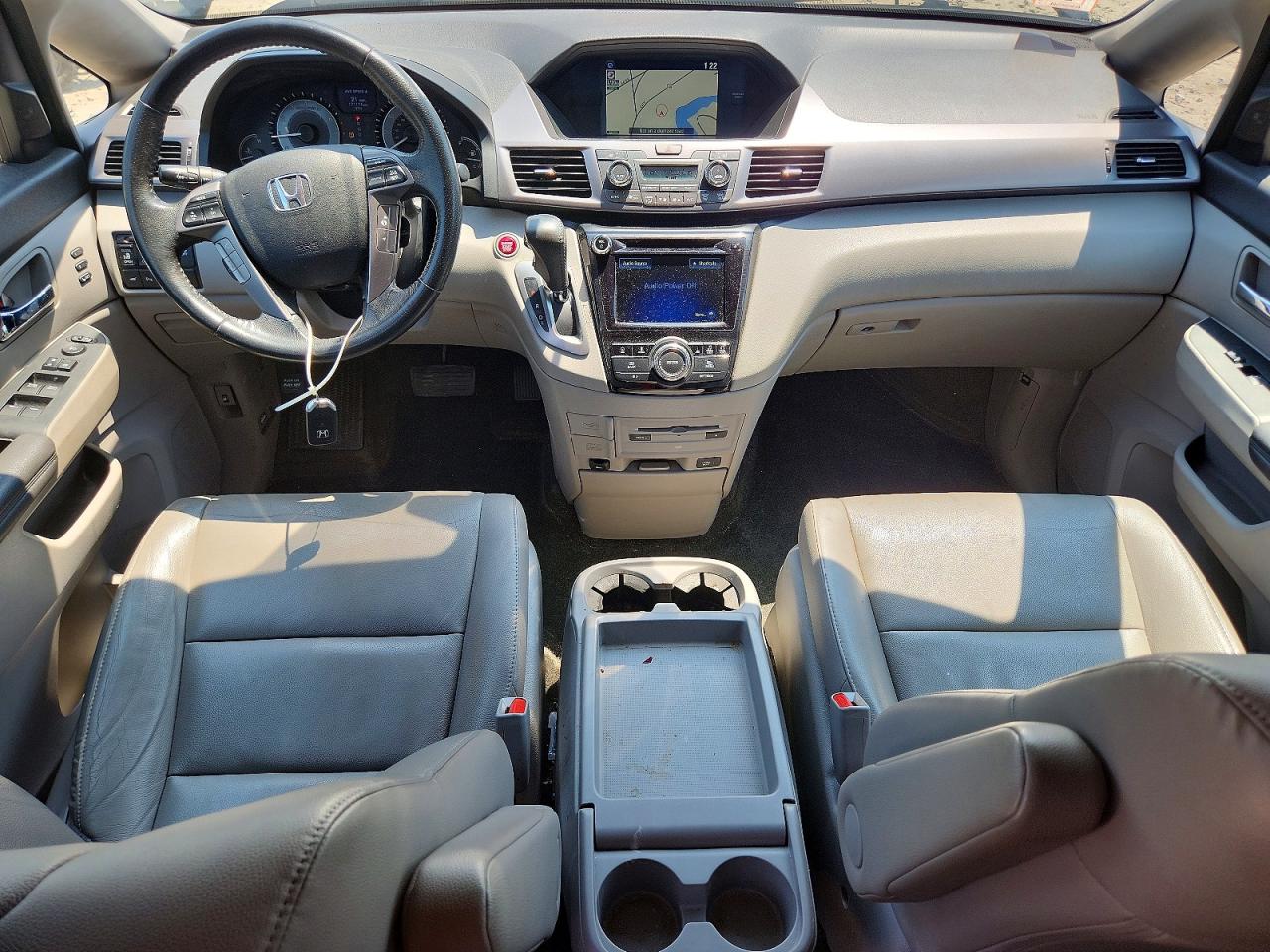 2014 Honda Odyssey Touring Black vin: 5FNRL5H93EB028656