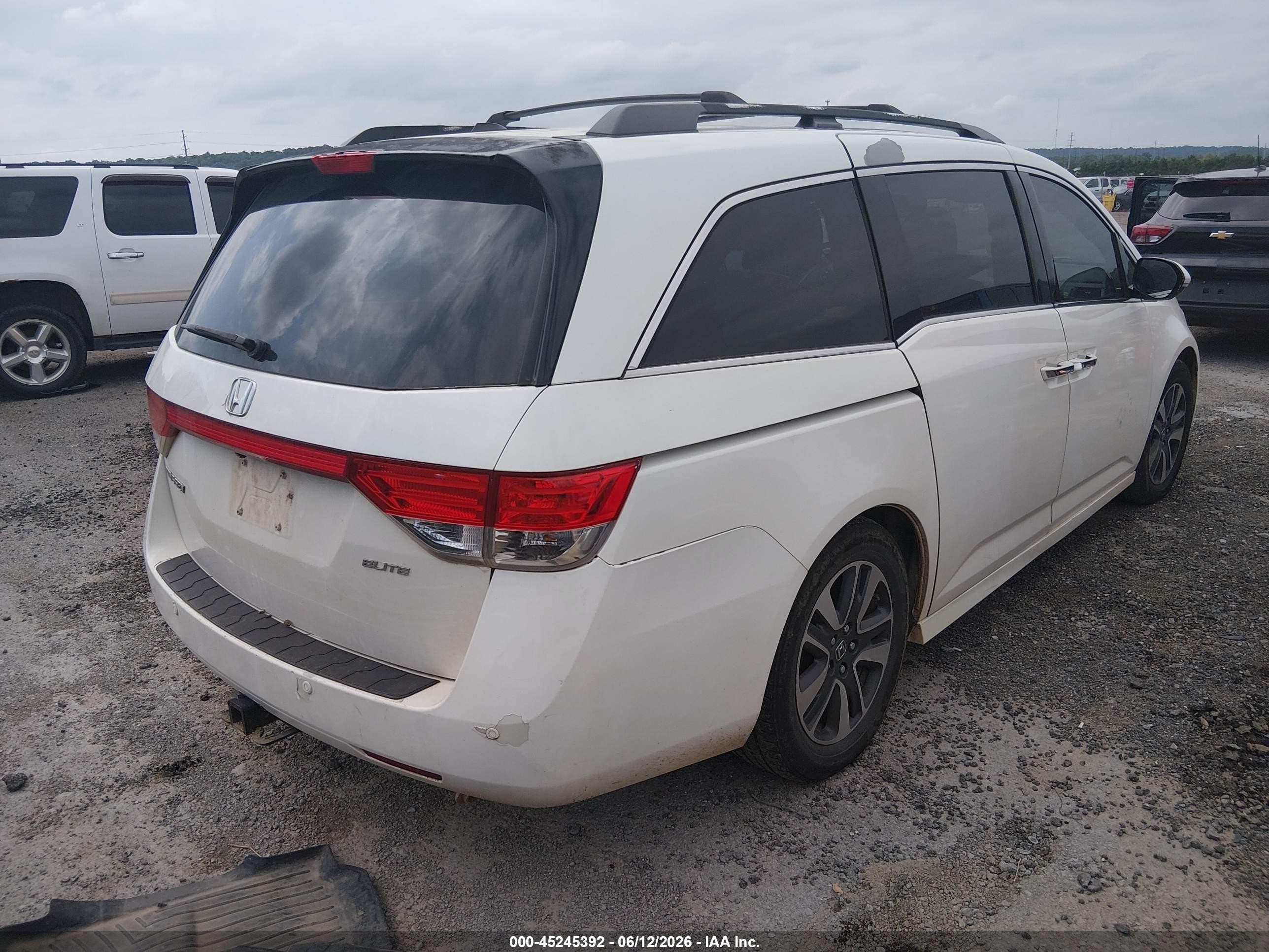 2014 Honda Odyssey Touring/touring Elite White vin: 5FNRL5H93EB032934