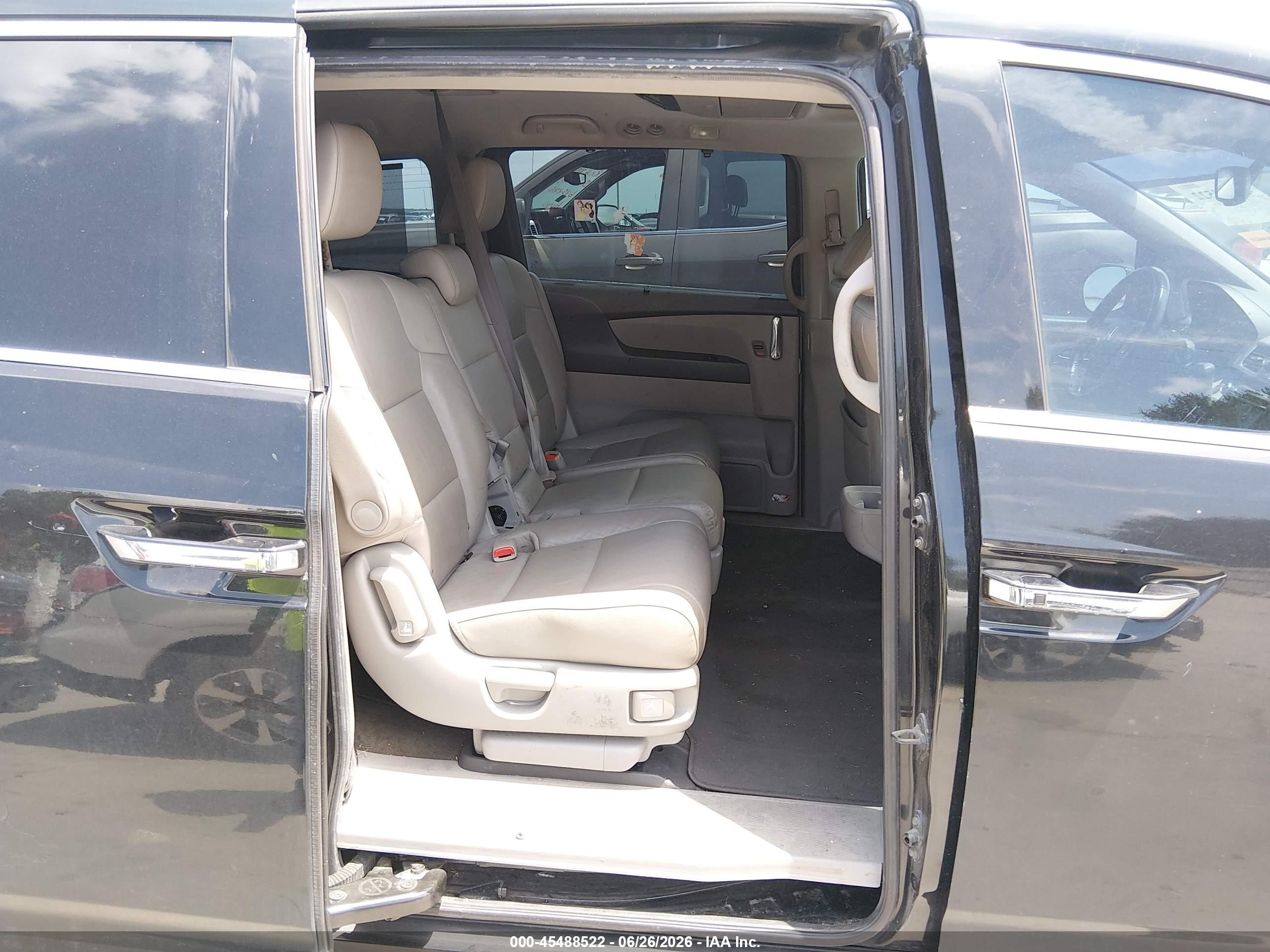 2014 Honda Odyssey Touring/touring Elite Black vin: 5FNRL5H93EB094382