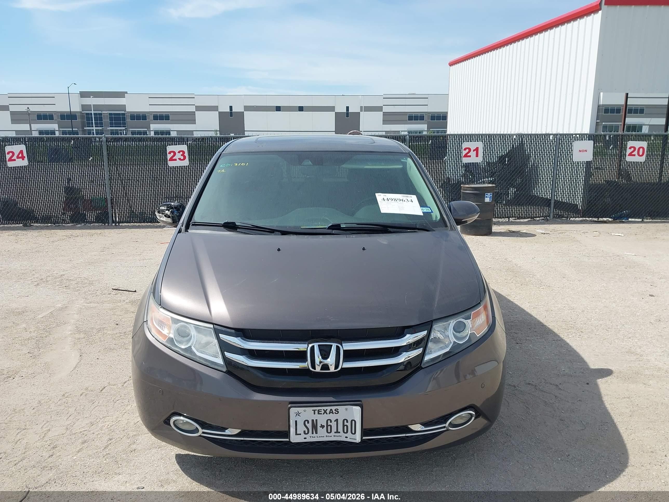 2014 Honda Odyssey Touring/touring Elite Gray vin: 5FNRL5H93EB111679