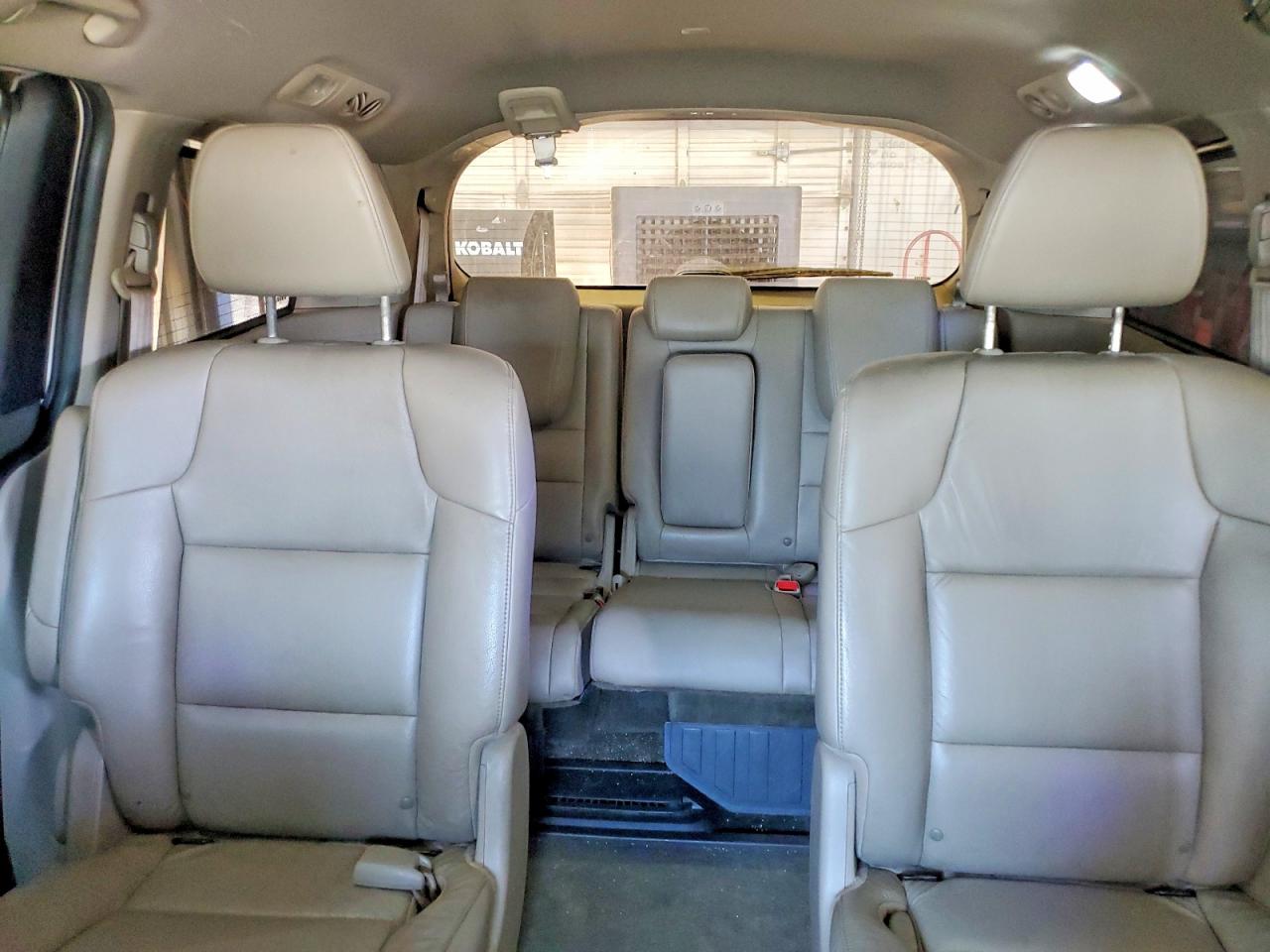 2014 Honda Odyssey Touring White vin: 5FNRL5H93EB113657