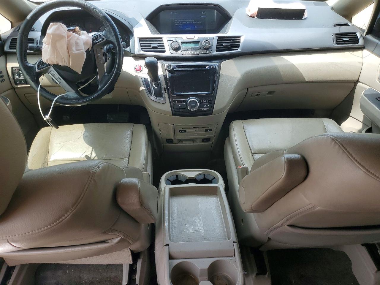 2014 Honda Odyssey Touring White vin: 5FNRL5H93EB113657