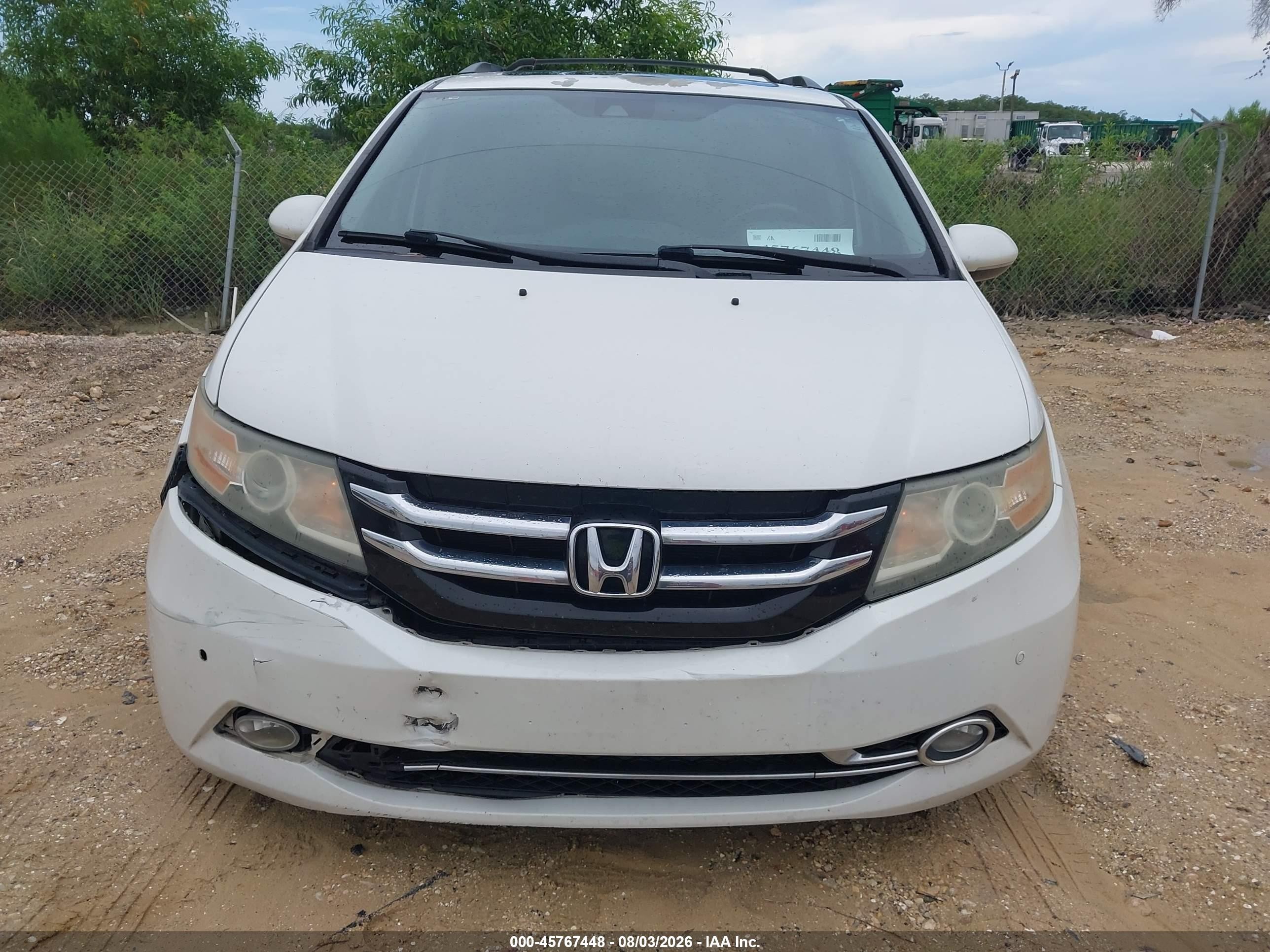 2014 Honda Odyssey Touring/touring Elite White vin: 5FNRL5H93EB125002