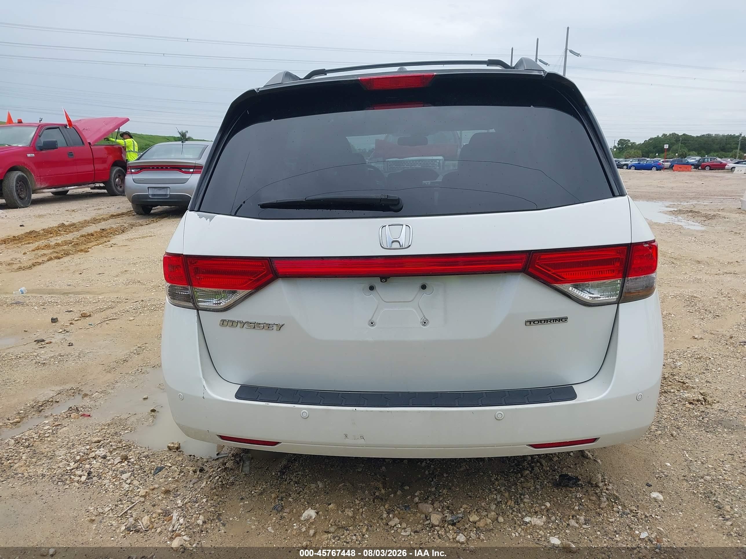 2014 Honda Odyssey Touring/touring Elite White vin: 5FNRL5H93EB125002