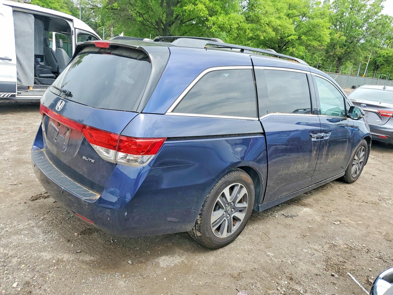 2014 Honda Odyssey Touring Blue vin: 5FNRL5H93EB131219
