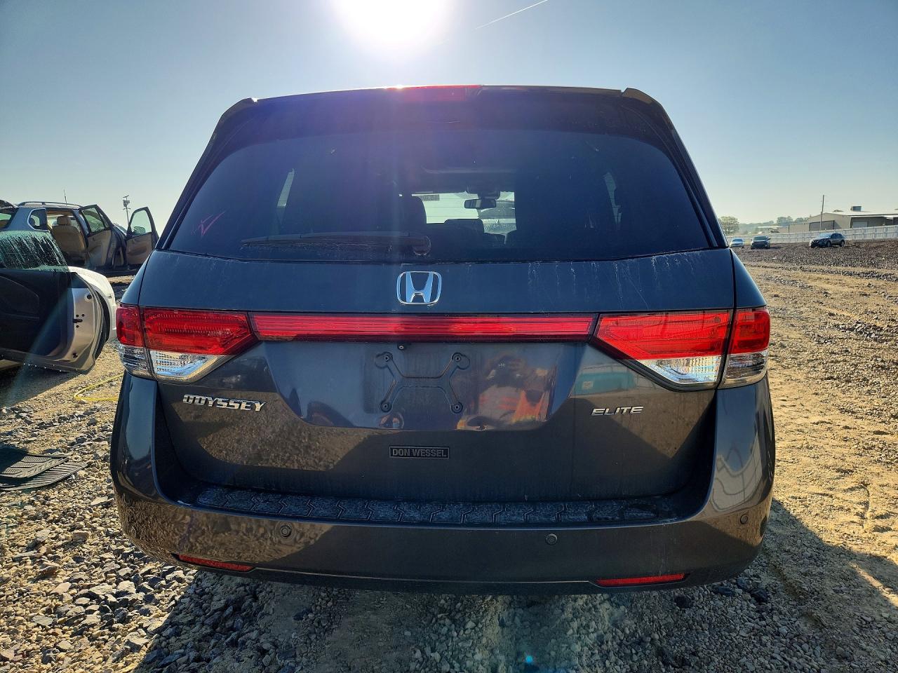 2015 Honda Odyssey Touring Серый vin: 5FNRL5H93FB069953
