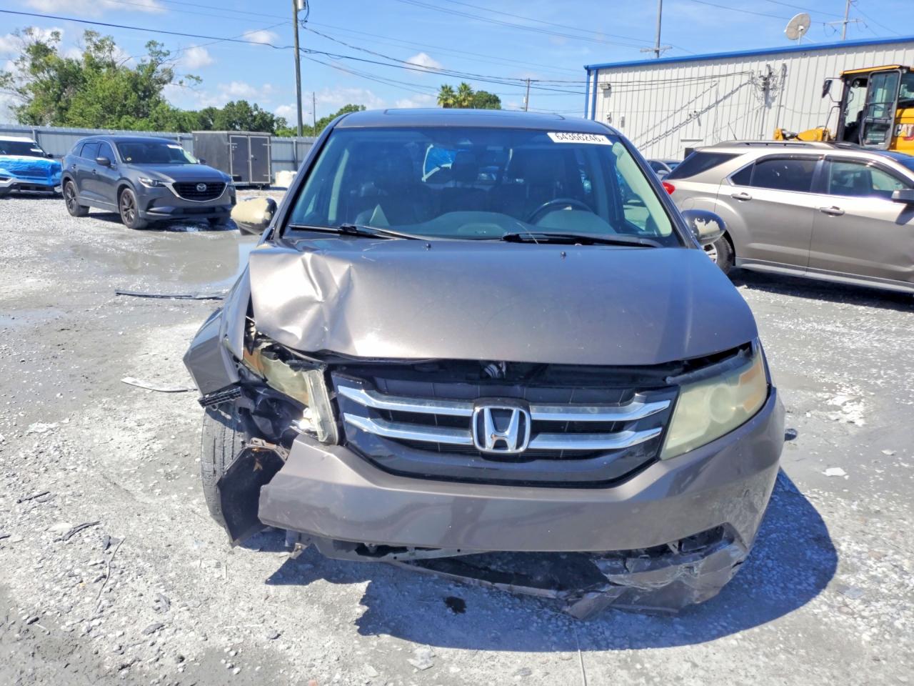 2015 Honda Odyssey Touring Gray vin: 5FNRL5H93FB070813
