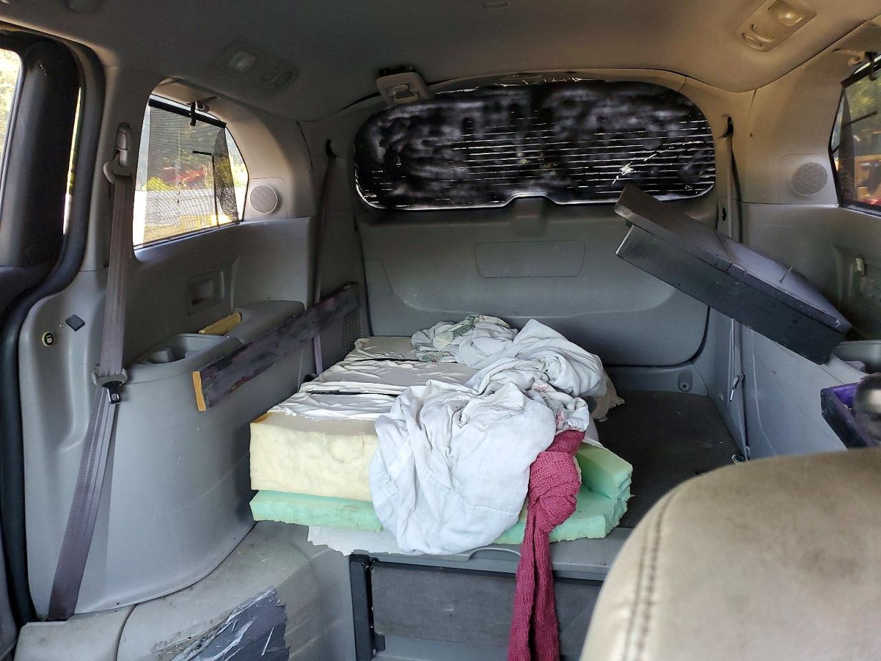 2015 Honda Odyssey Touring Charcoal vin: 5FNRL5H93FB071444