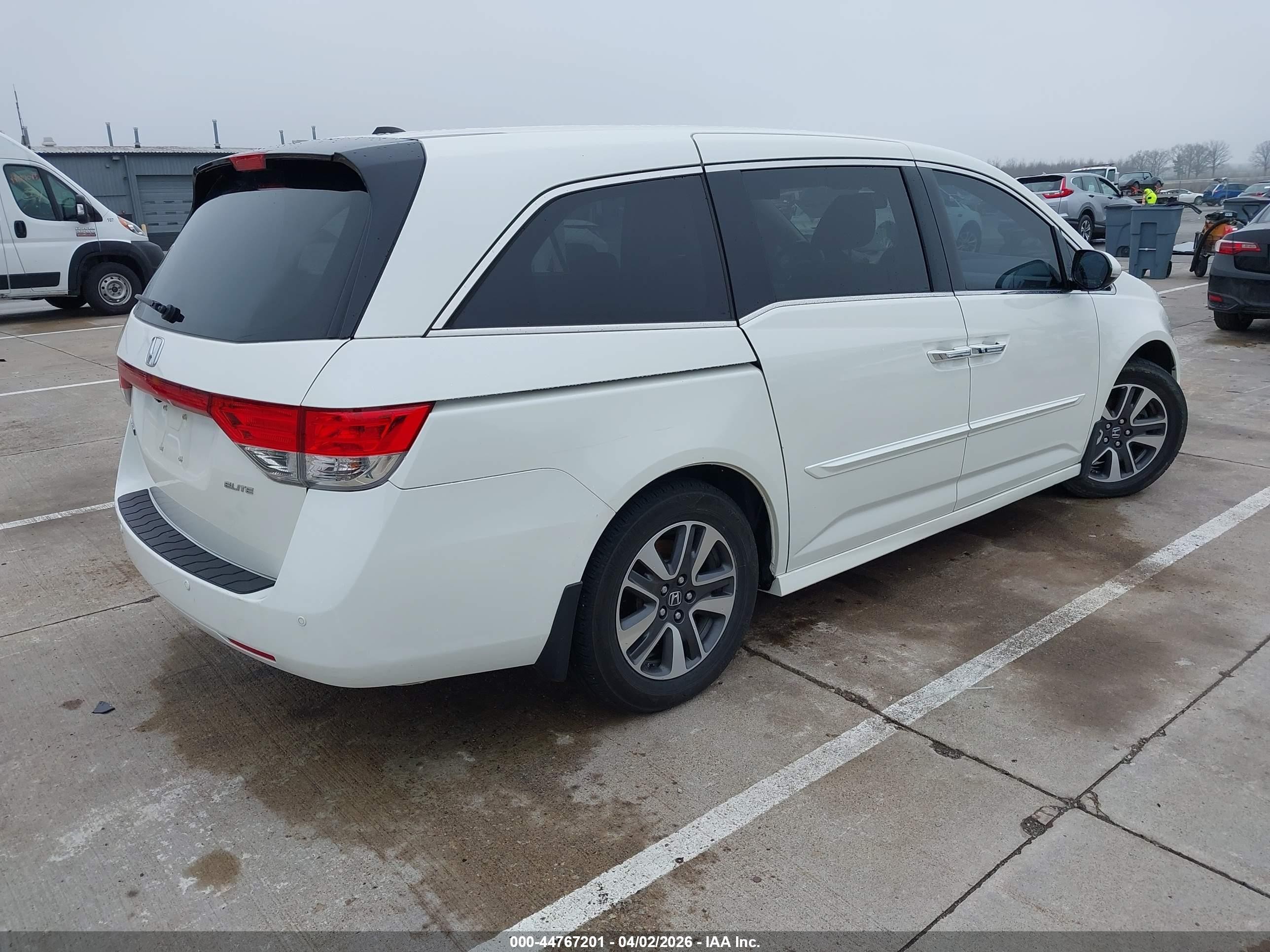 2015 Honda Odyssey Touring/touring Elite White vin: 5FNRL5H93FB104121
