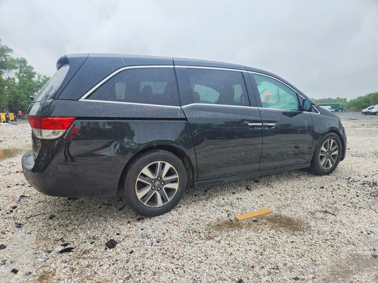 2015 Honda Odyssey Touring Black vin: 5FNRL5H93FB104345