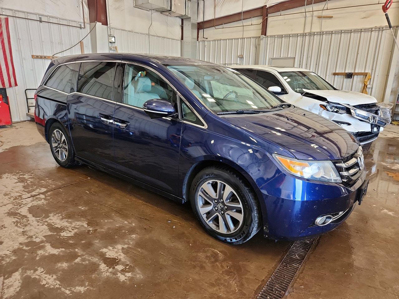 2016 Honda Odyssey Touring Blue vin: 5FNRL5H93GB026652