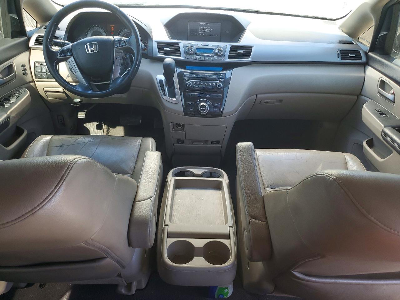 2011 Honda Odyssey Touring Tan vin: 5FNRL5H94BB043761