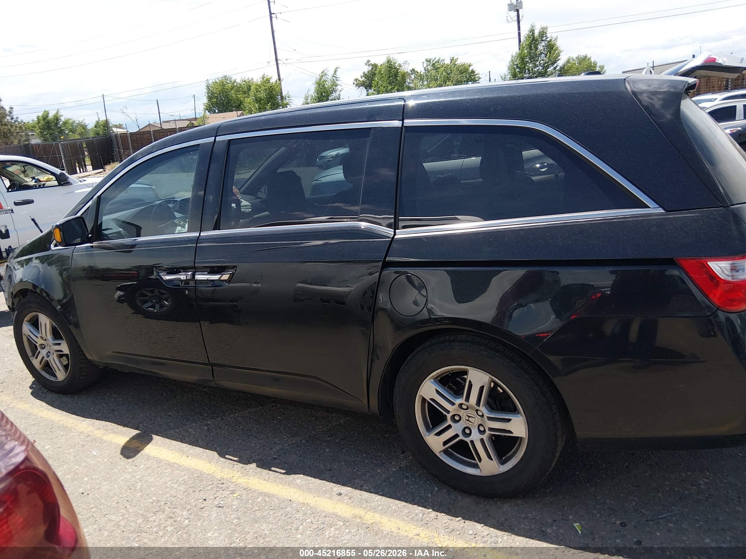2011 Honda Odyssey Touring/touring Elite Black vin: 5FNRL5H94BB089915