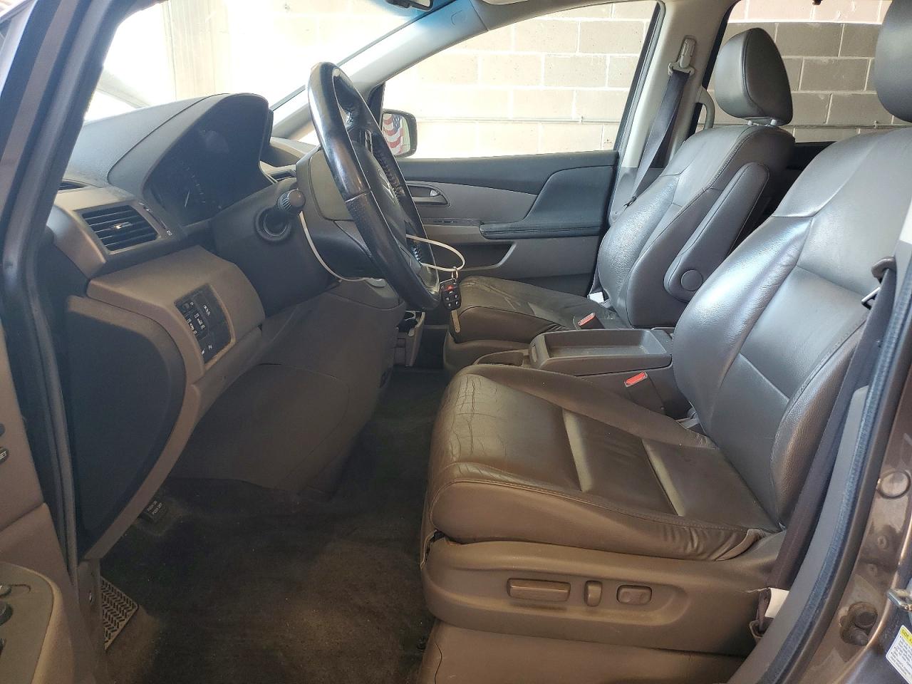 2012 Honda Odyssey Touring Gray vin: 5FNRL5H94CB036293