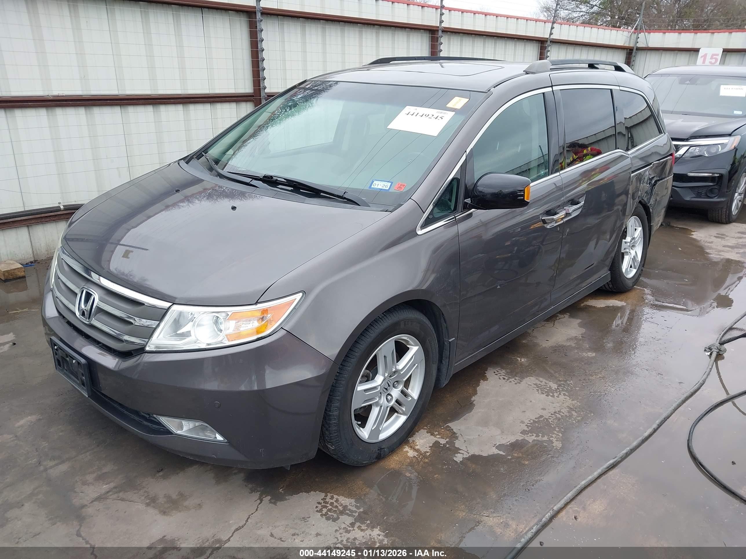 2012 Honda Odyssey Touring/touring Elite Gray vin: 5FNRL5H94CB079533