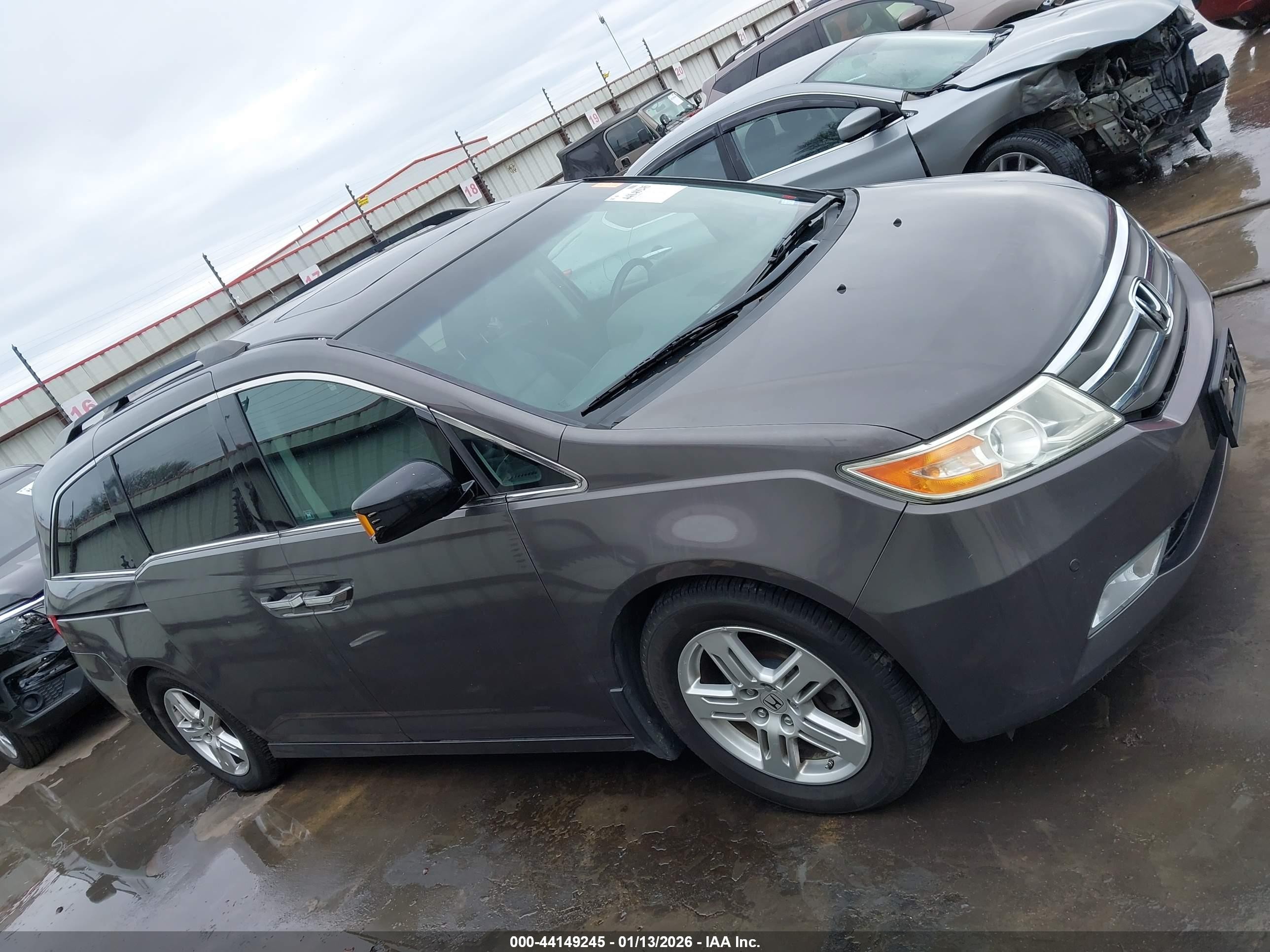 2012 Honda Odyssey Touring/touring Elite Gray vin: 5FNRL5H94CB079533