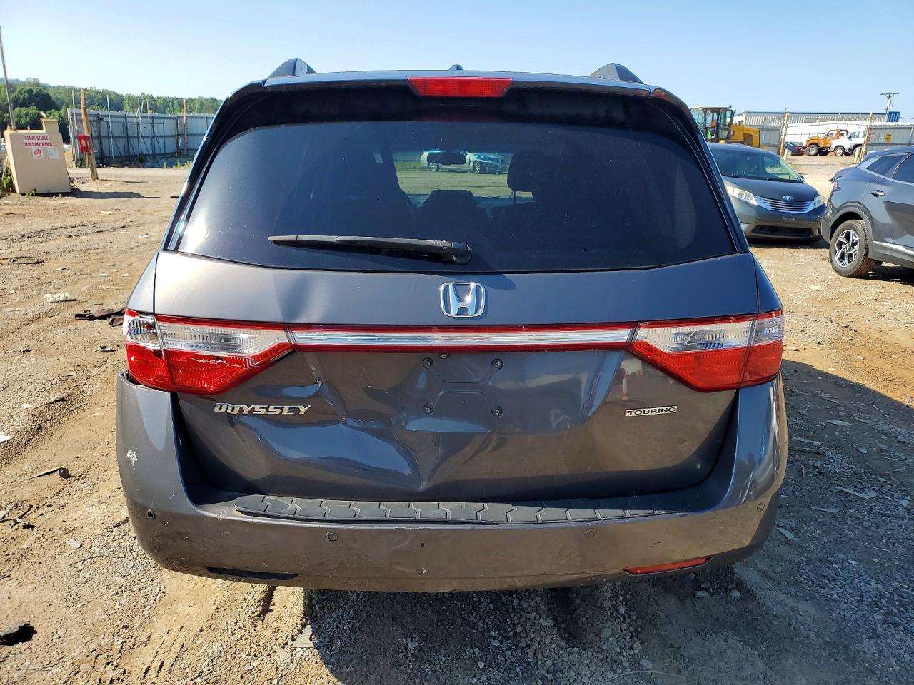 2012 Honda Odyssey Touring Gray vin: 5FNRL5H94CB088488