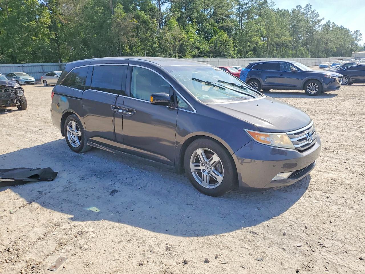 2012 Honda Odyssey Touring Gray vin: 5FNRL5H94CB112143