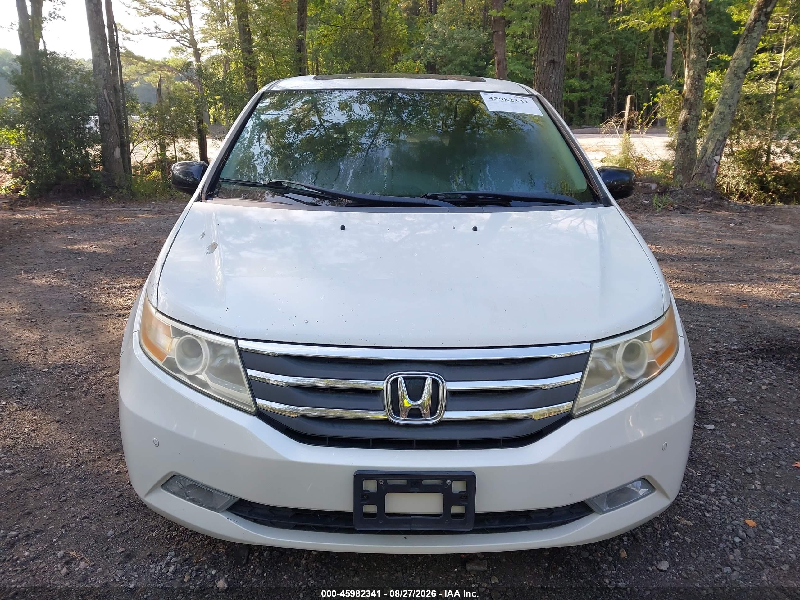 2013 Honda Odyssey Touring/touring Elite White vin: 5FNRL5H94DB001979