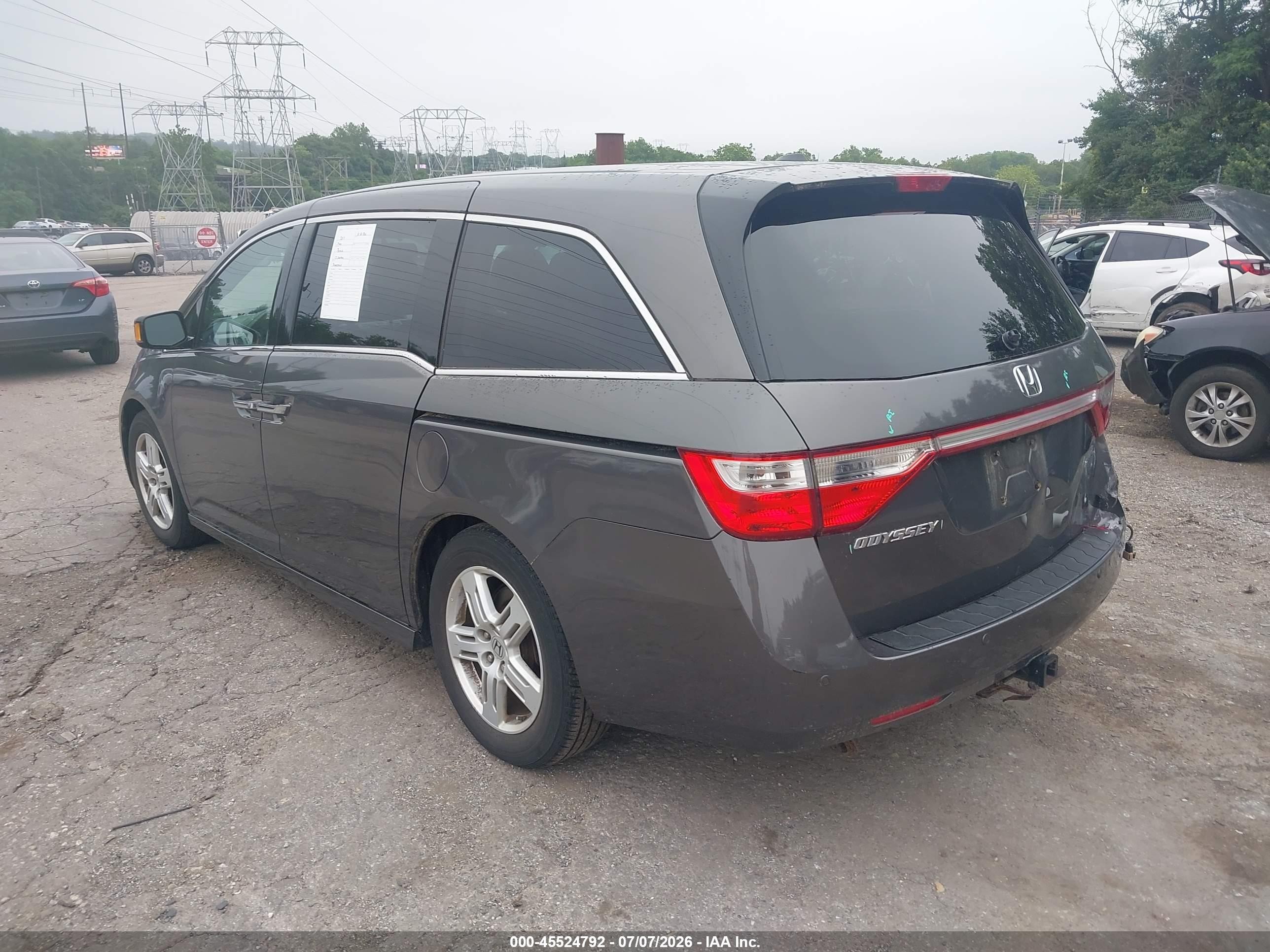 2013 Honda Odyssey Touring/touring Elite Gray vin: 5FNRL5H94DB004333