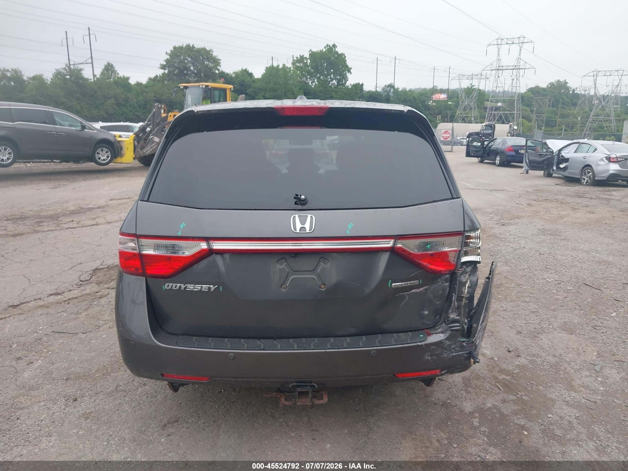 2013 Honda Odyssey Touring/touring Elite Gray vin: 5FNRL5H94DB004333