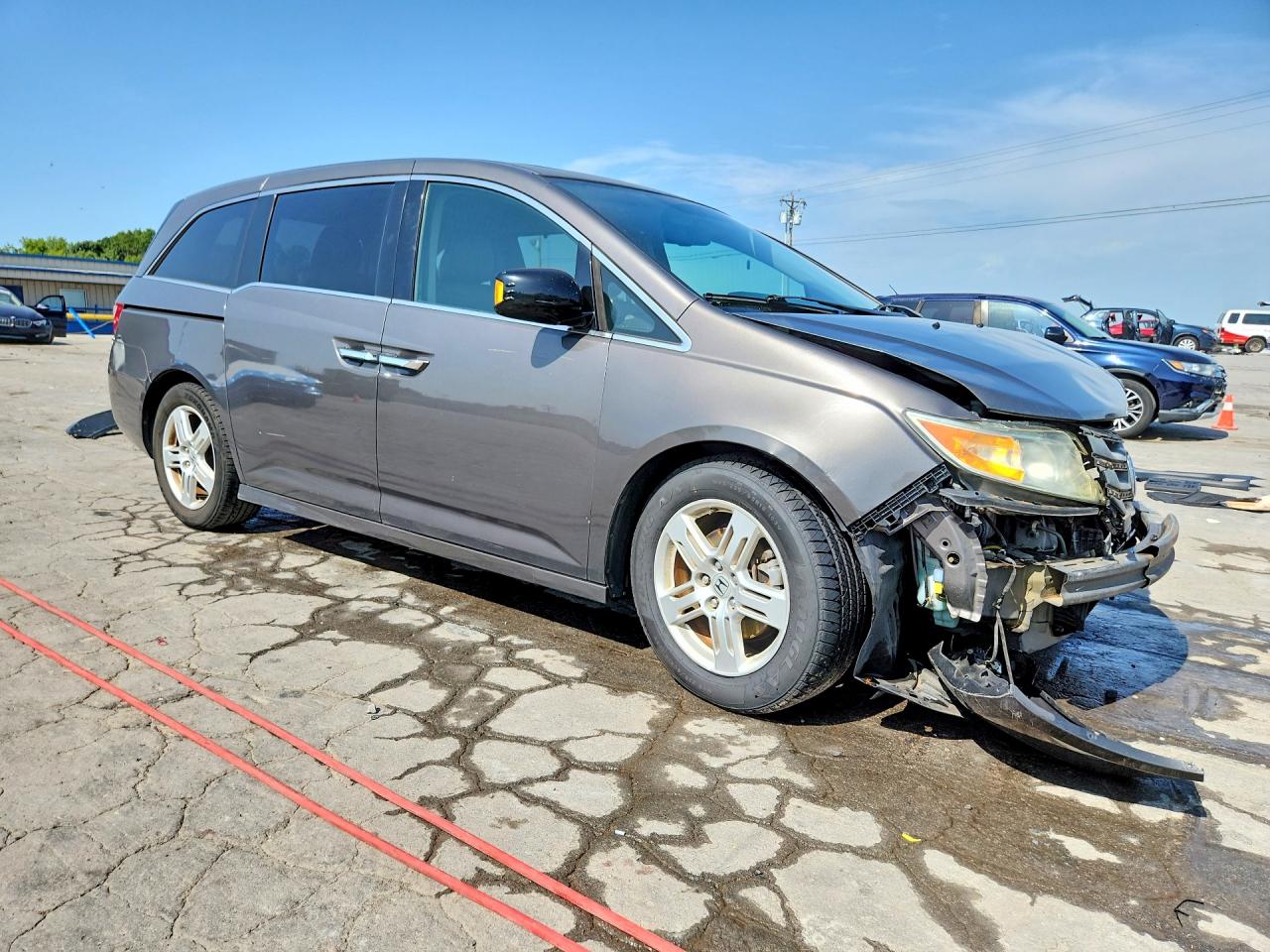 2013 Honda Odyssey Touring Gray vin: 5FNRL5H94DB008270