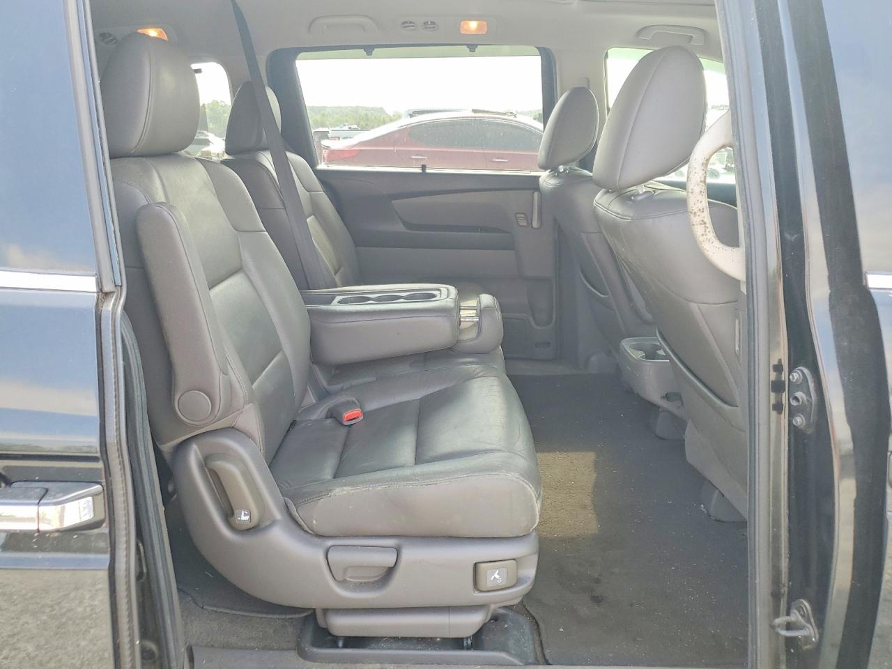 2013 Honda Odyssey Touring Black vin: 5FNRL5H94DB062183