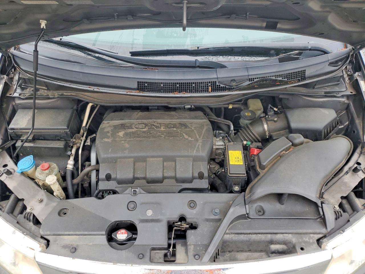 2013 Honda Odyssey Touring Silver vin: 5FNRL5H94DB065441