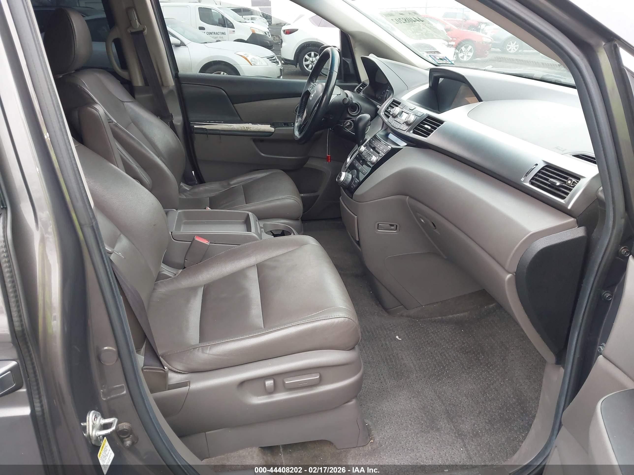 2013 Honda Odyssey Touring/touring Elite Серый vin: 5FNRL5H94DB071398