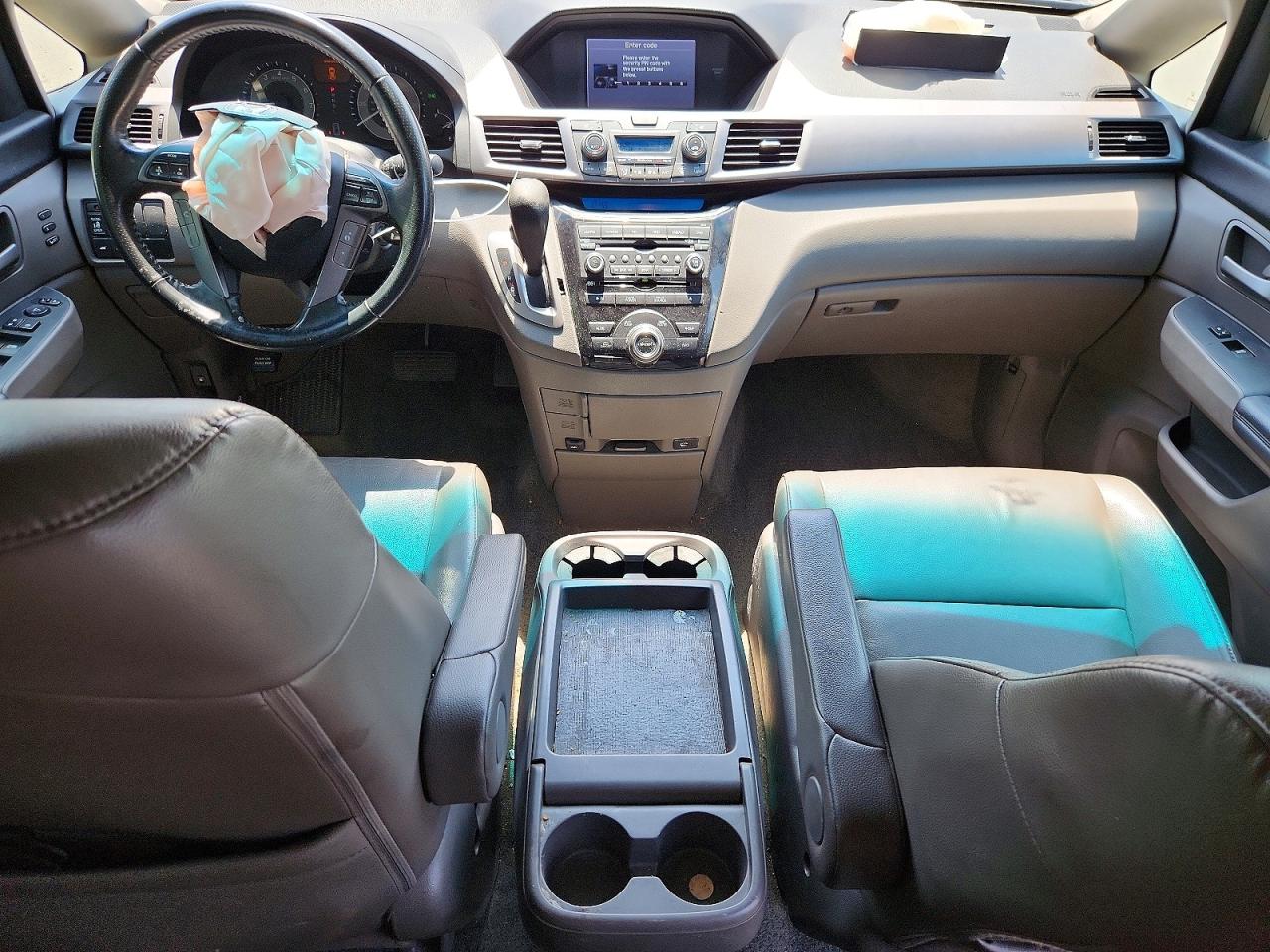 2013 Honda Odyssey Touring Silver vin: 5FNRL5H94DB092011