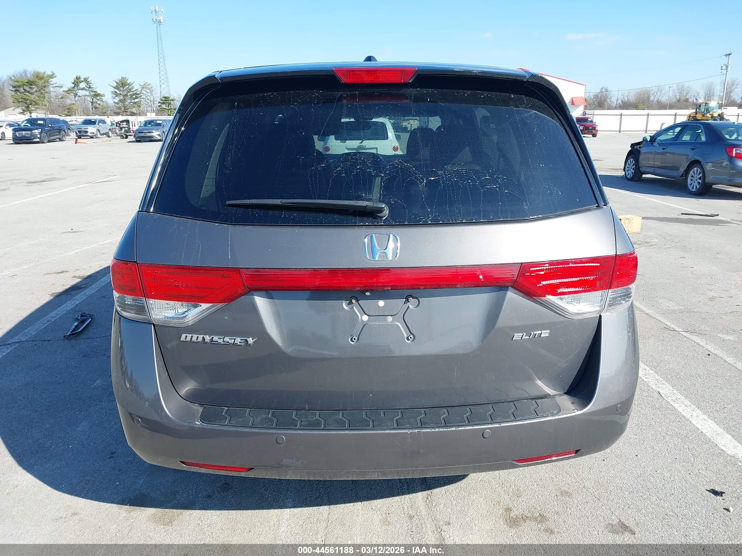 2014 Honda Odyssey Touring/touring Elite Gray vin: 5FNRL5H94EB038306