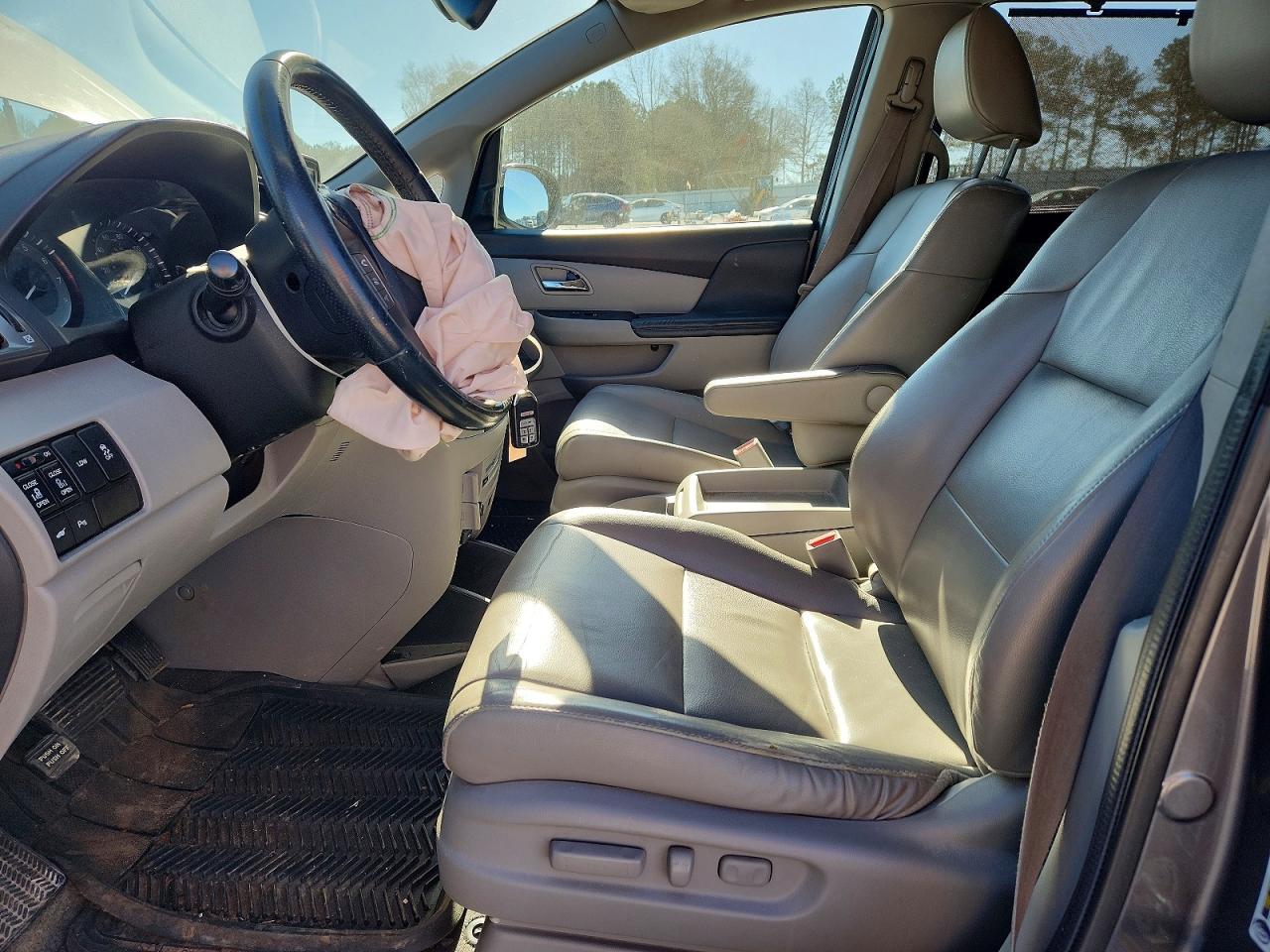 2014 Honda Odyssey Touring Gray vin: 5FNRL5H94EB051024