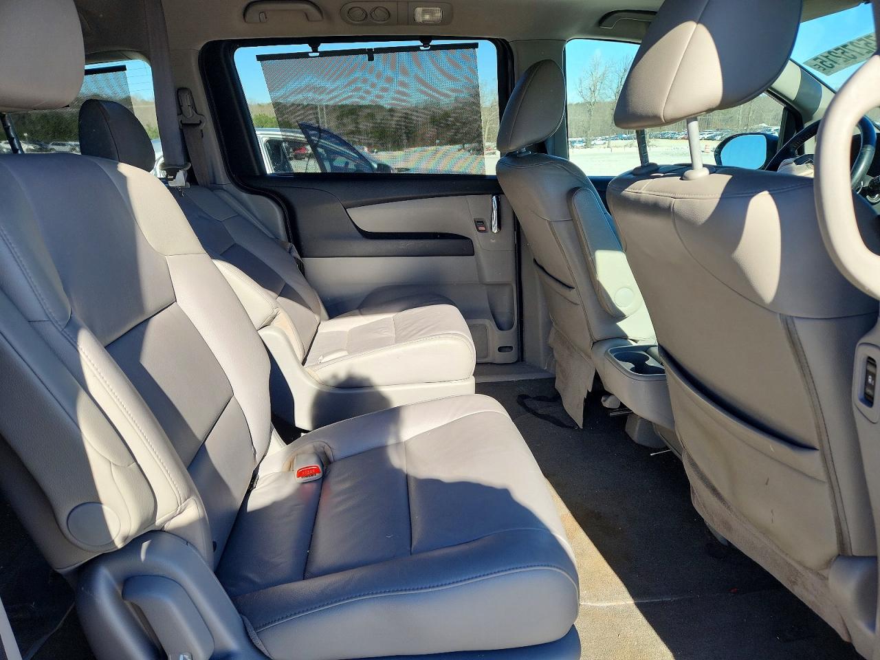2014 Honda Odyssey Touring Gray vin: 5FNRL5H94EB051024