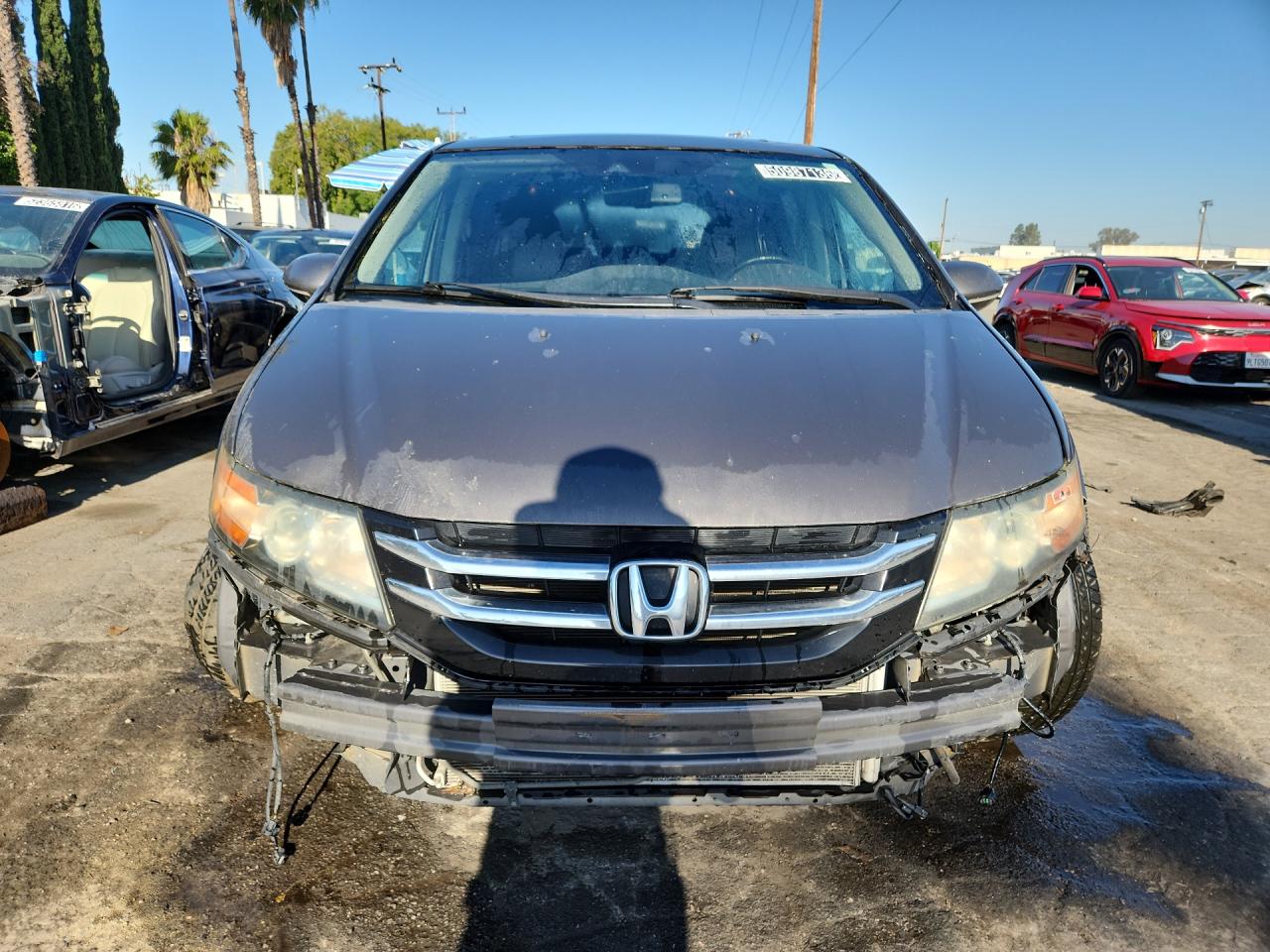 2014 Honda Odyssey Touring Gray vin: 5FNRL5H94EB093239 Damage: Left Head Lamp, Faded, Repair Required