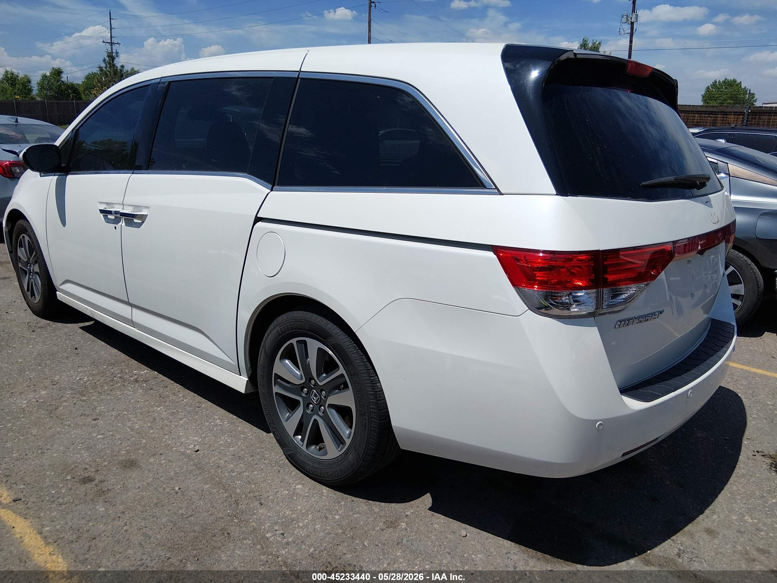 2014 Honda Odyssey Touring/touring Elite White vin: 5FNRL5H94EB097310