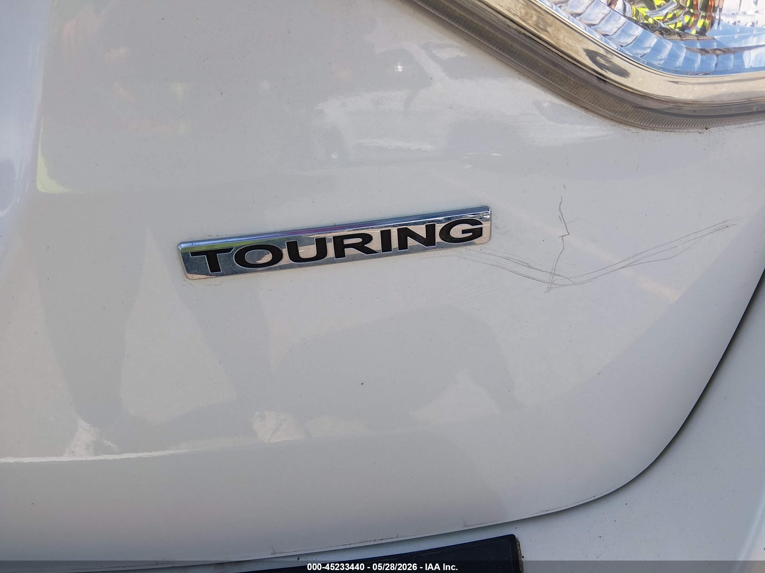 2014 Honda Odyssey Touring/touring Elite White vin: 5FNRL5H94EB097310